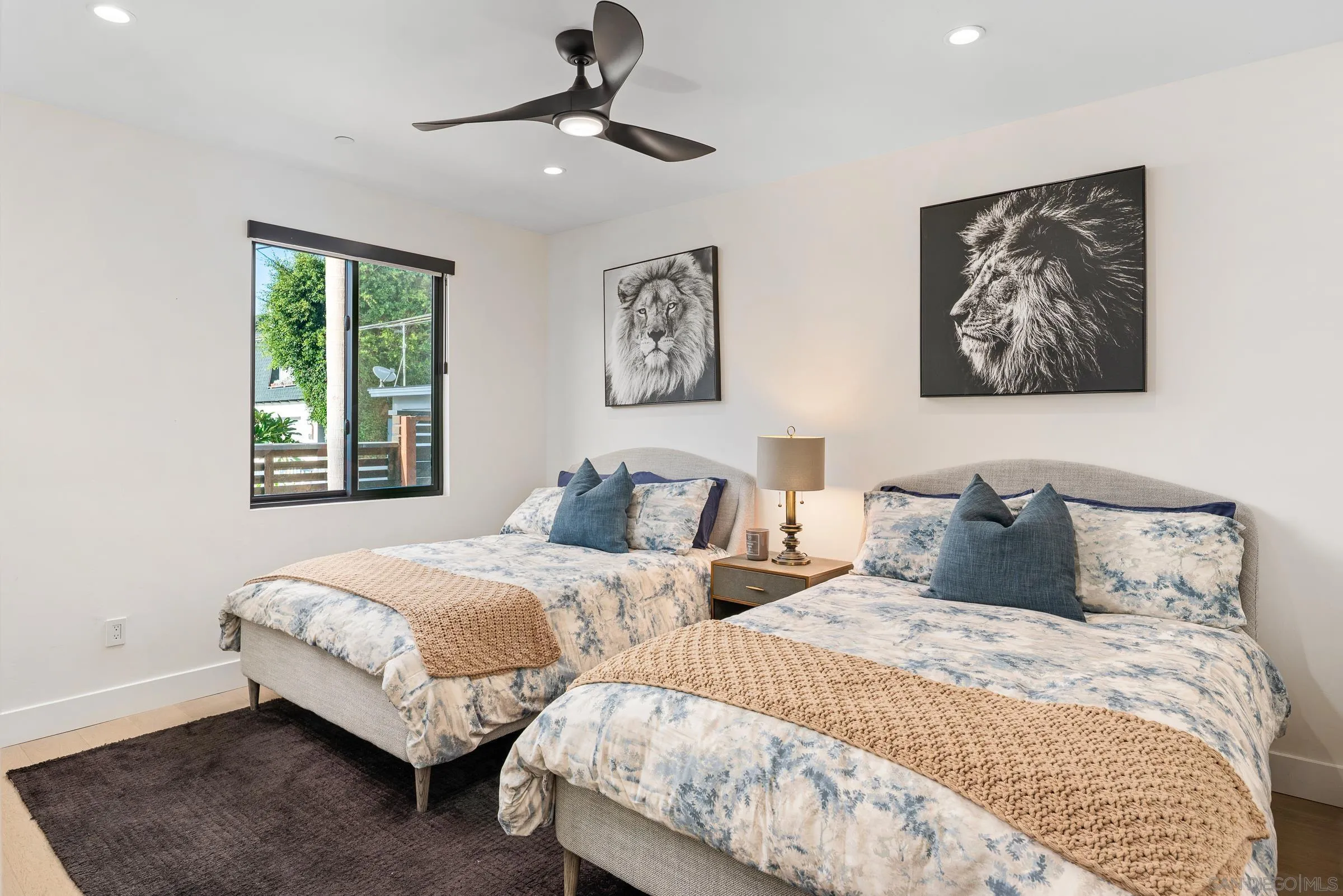 https://cdn.realtyfeed.com/cdn/127/260023065/5e2ec1589bba7bb1da33b12c620ba66b.webp