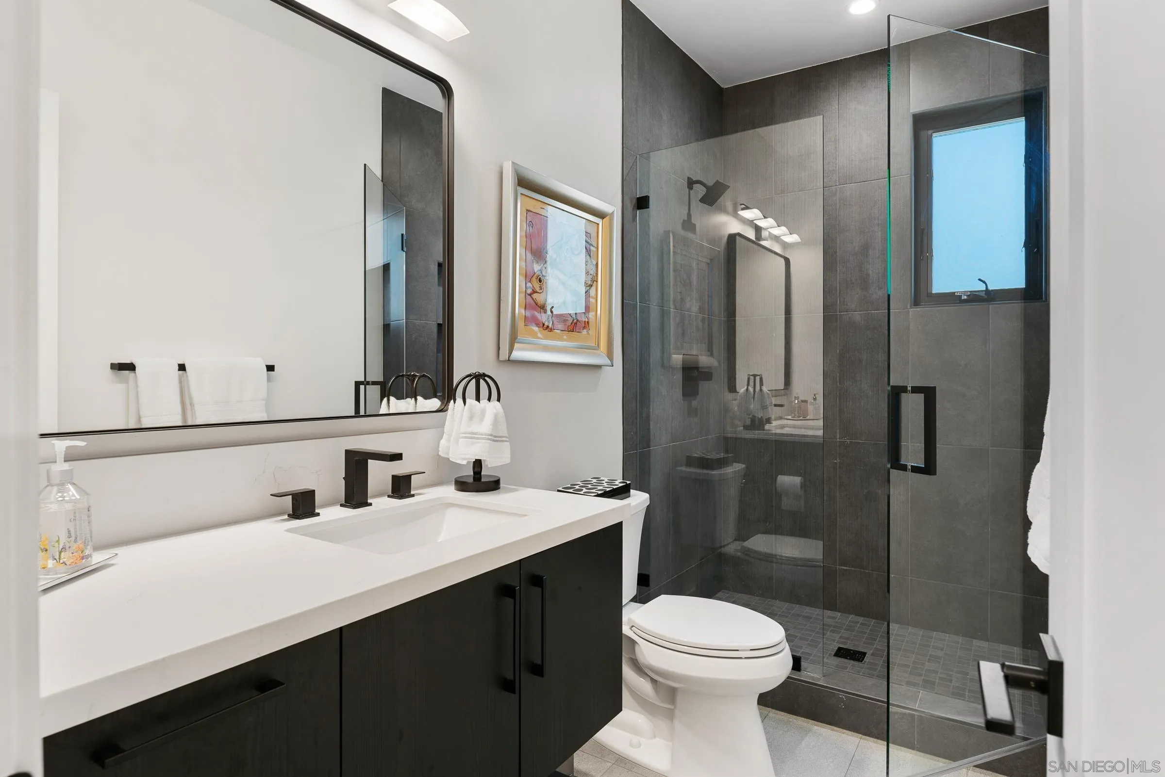 https://cdn.realtyfeed.com/cdn/127/260023065/79bd113aca3241b762dabd2b36482e70.webp