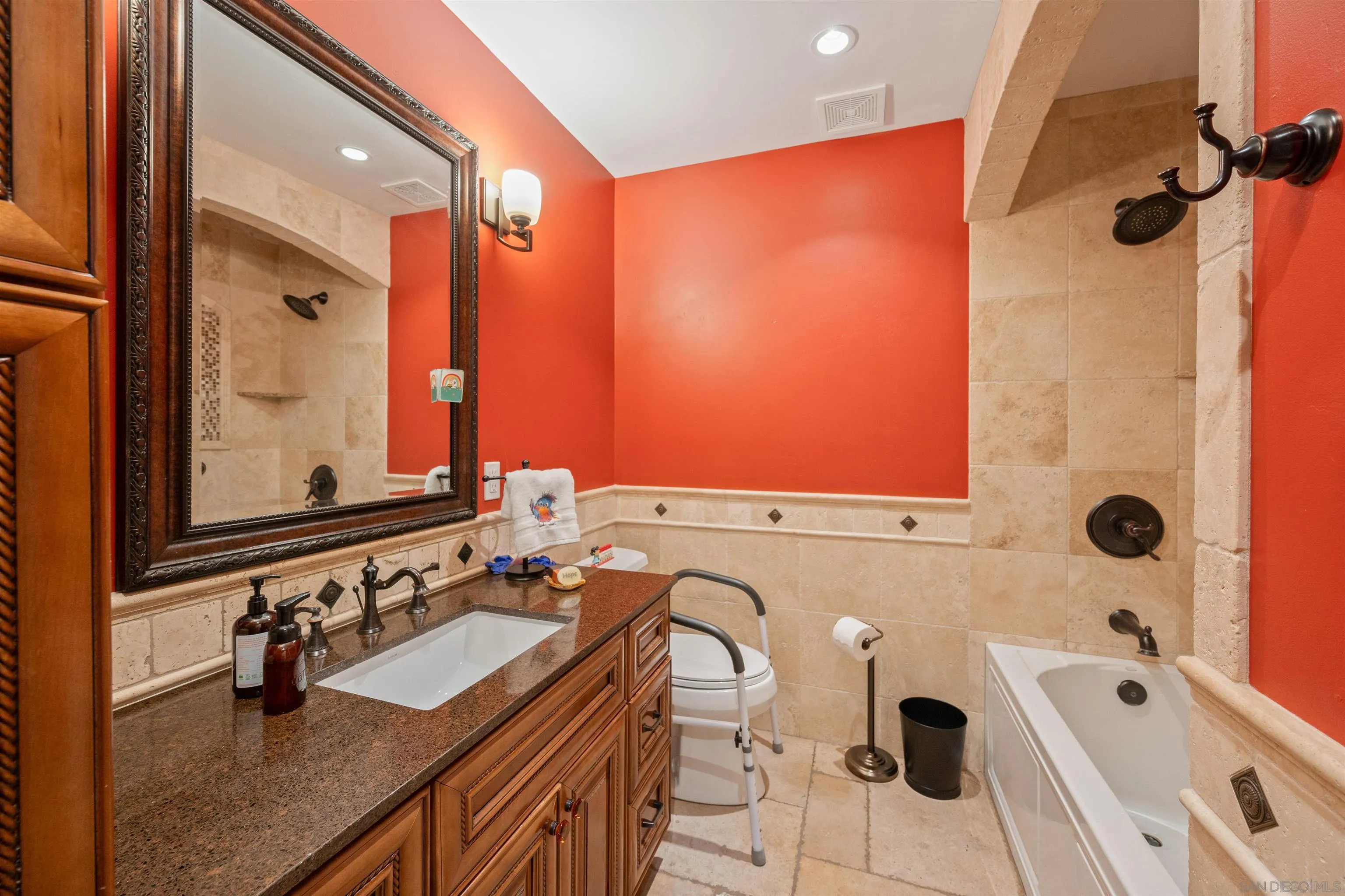 https://cdn.realtyfeed.com/cdn/127/260023066/54334073e6da1106ce78b4f29ae60709.webp