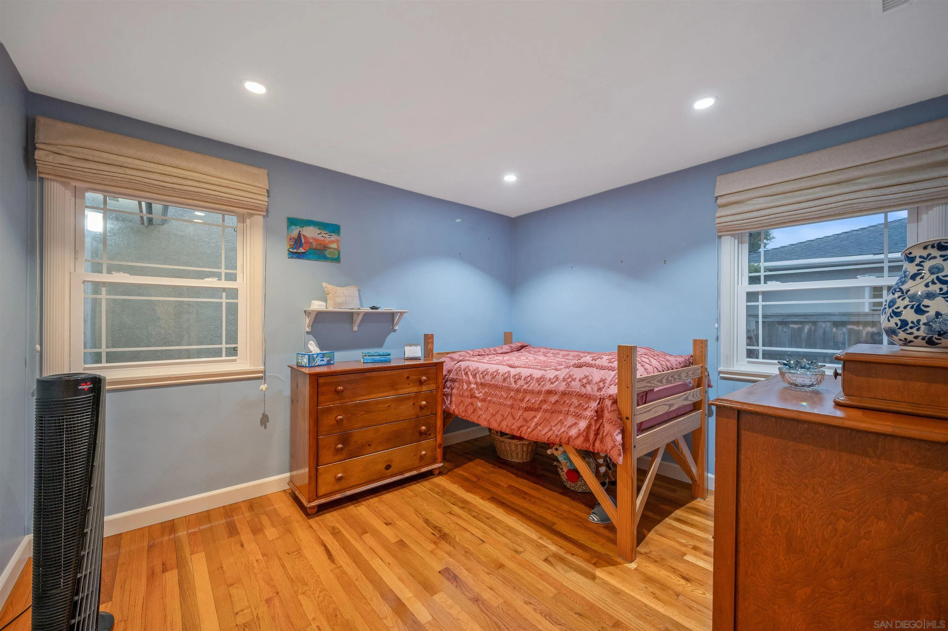 https://cdn.realtyfeed.com/cdn/127/260023066/610a010ef91352d8728ebbc6933331d0.webp