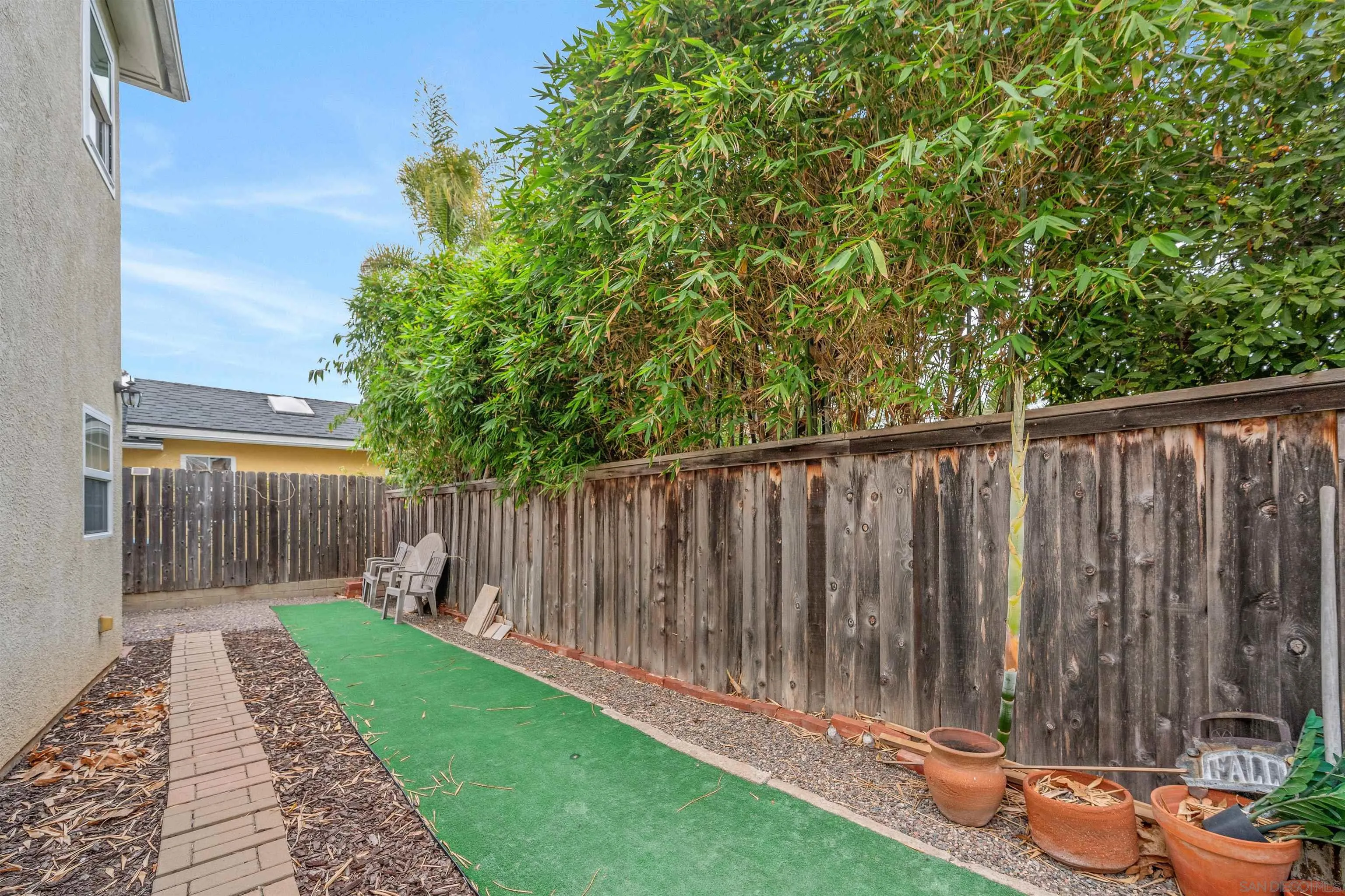https://cdn.realtyfeed.com/cdn/127/260023066/74292138e4ffdf028808ba8fd84a0ea6.webp