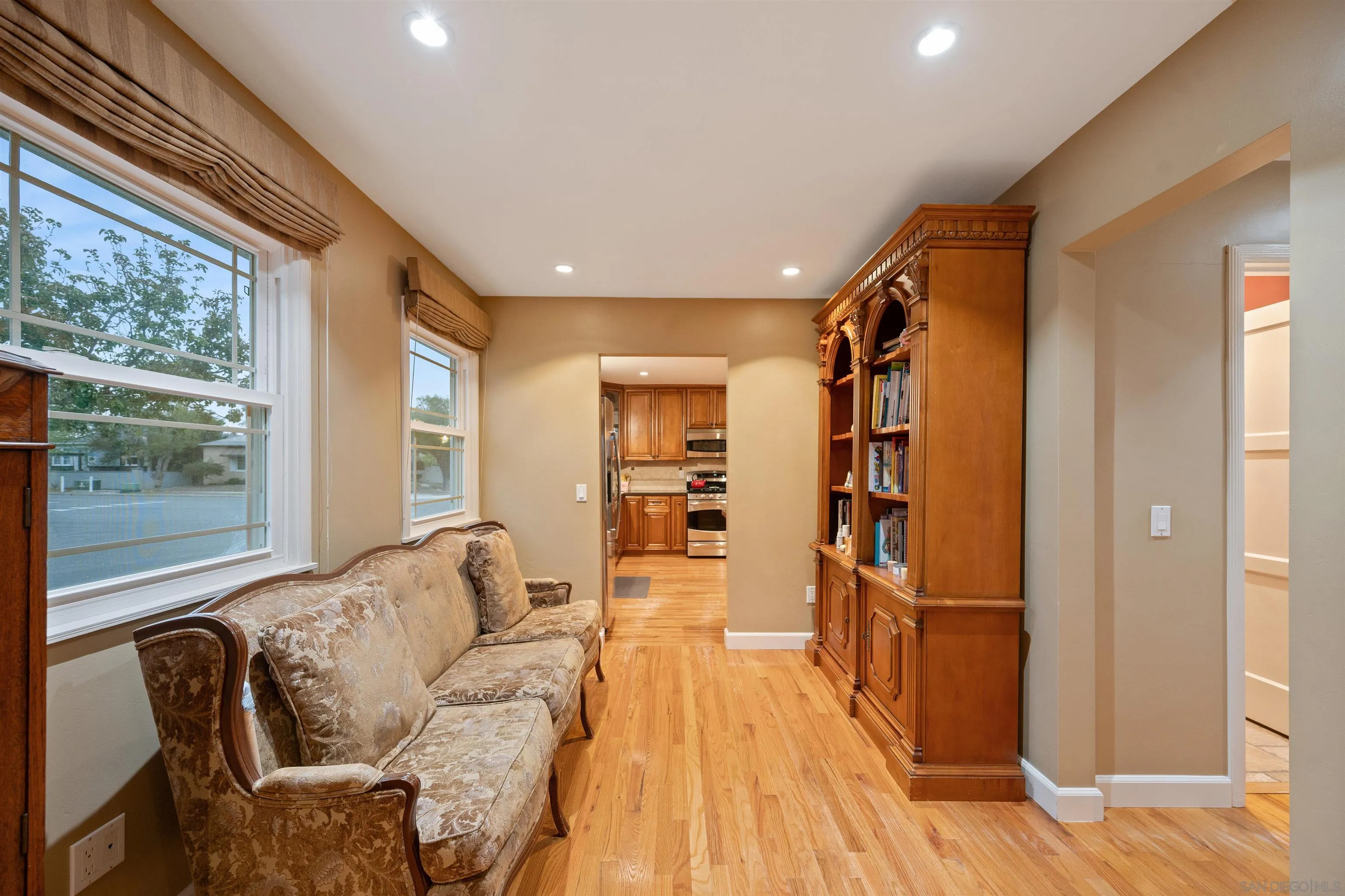 https://cdn.realtyfeed.com/cdn/127/260023066/a3c4c9fabc9e7ad16528de060ff3379f.webp