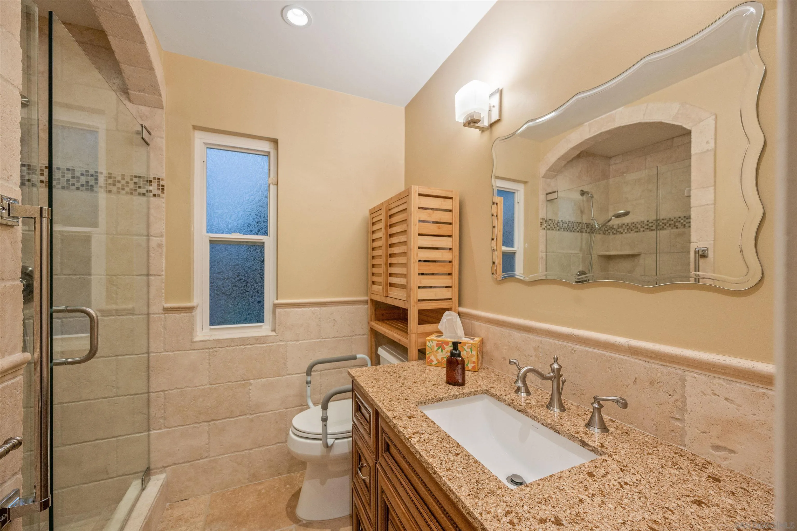 https://cdn.realtyfeed.com/cdn/127/260023066/a5e6b2ac485648dc8773b6b43ecb864e.webp