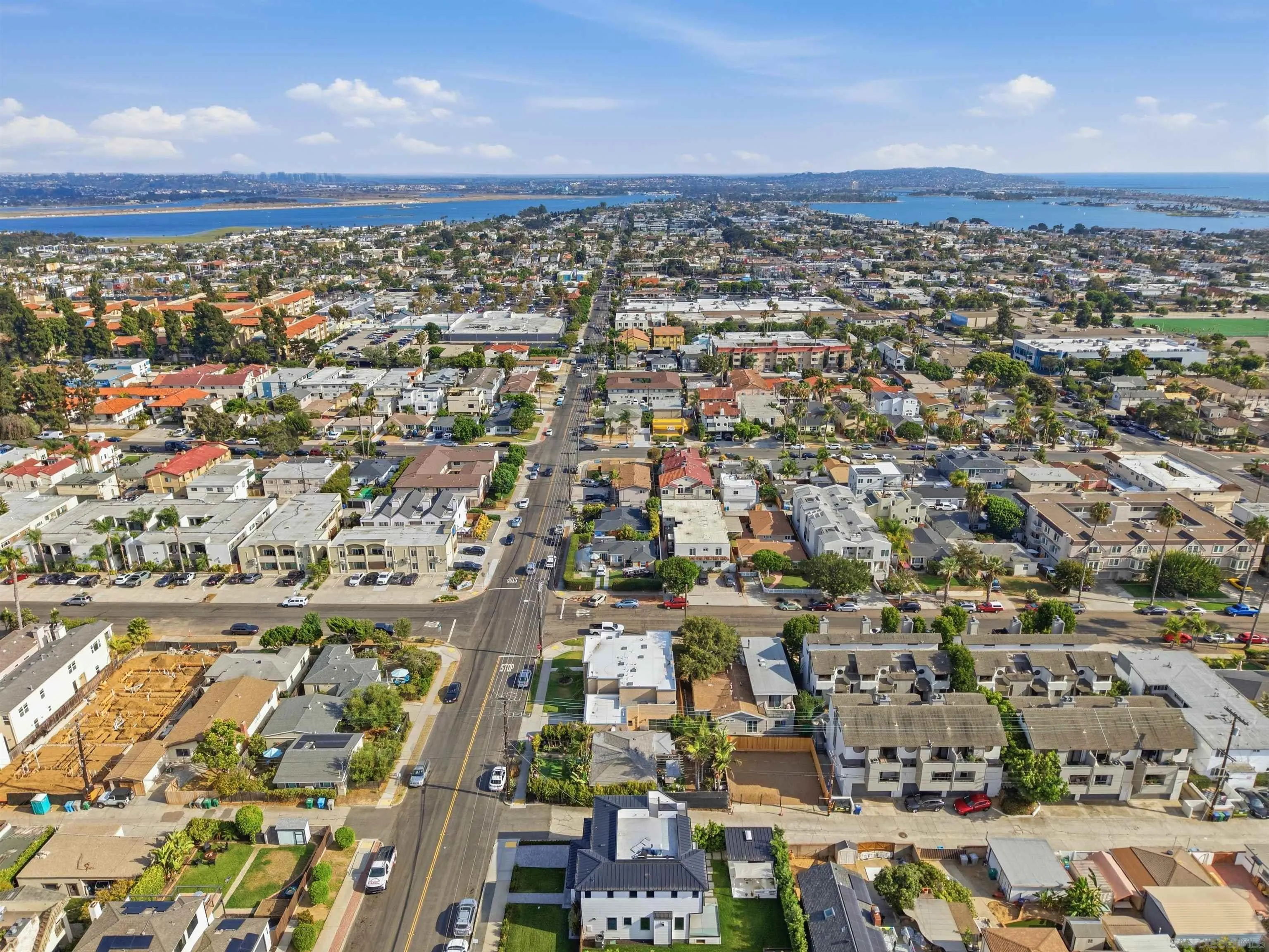 1676 Chalcedony St, San Diego, CA 92109, photo 12