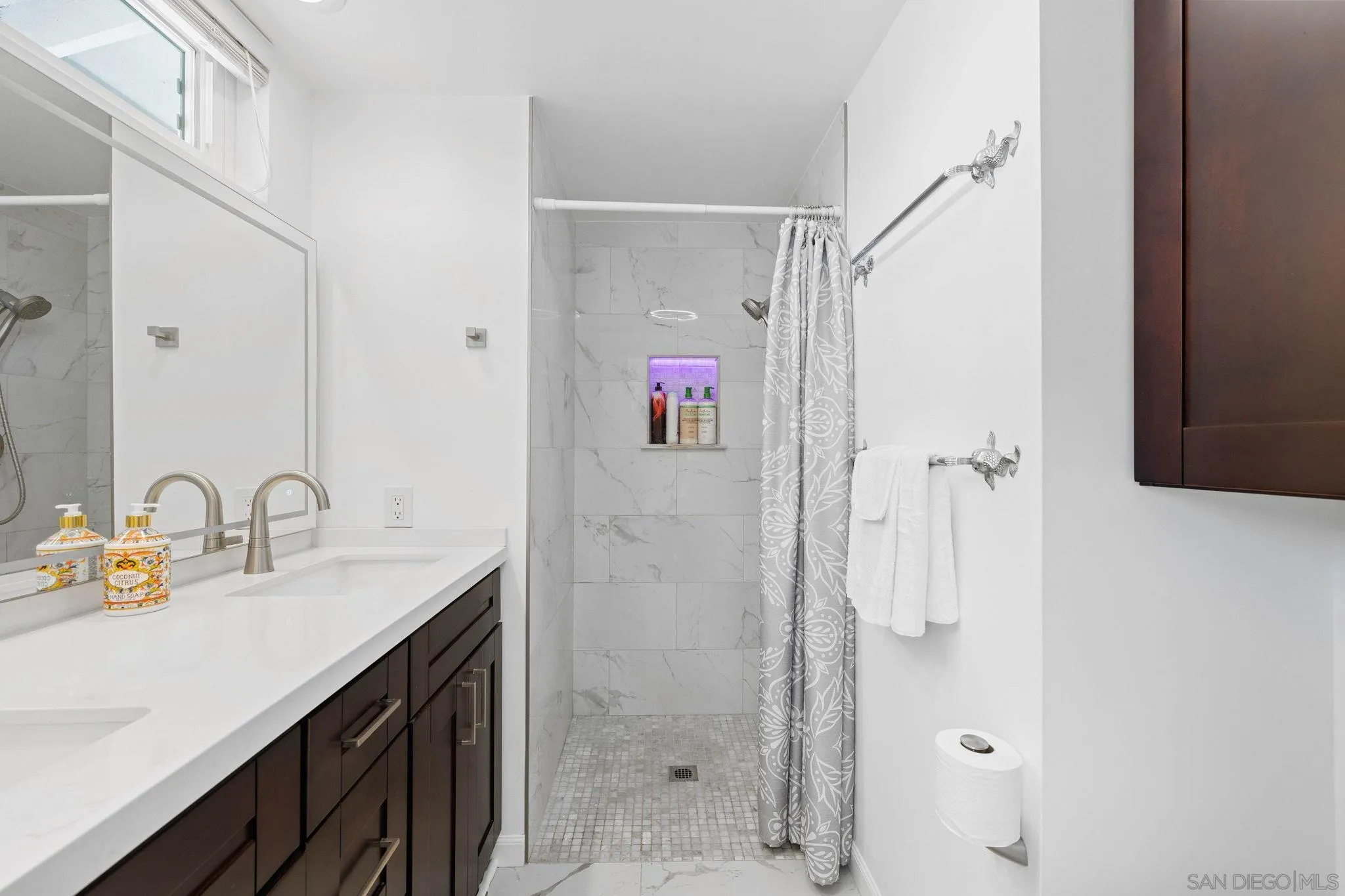 https://cdn.realtyfeed.com/cdn/127/260023076/6261bba2196be8a73d0d501f67a902ed.webp