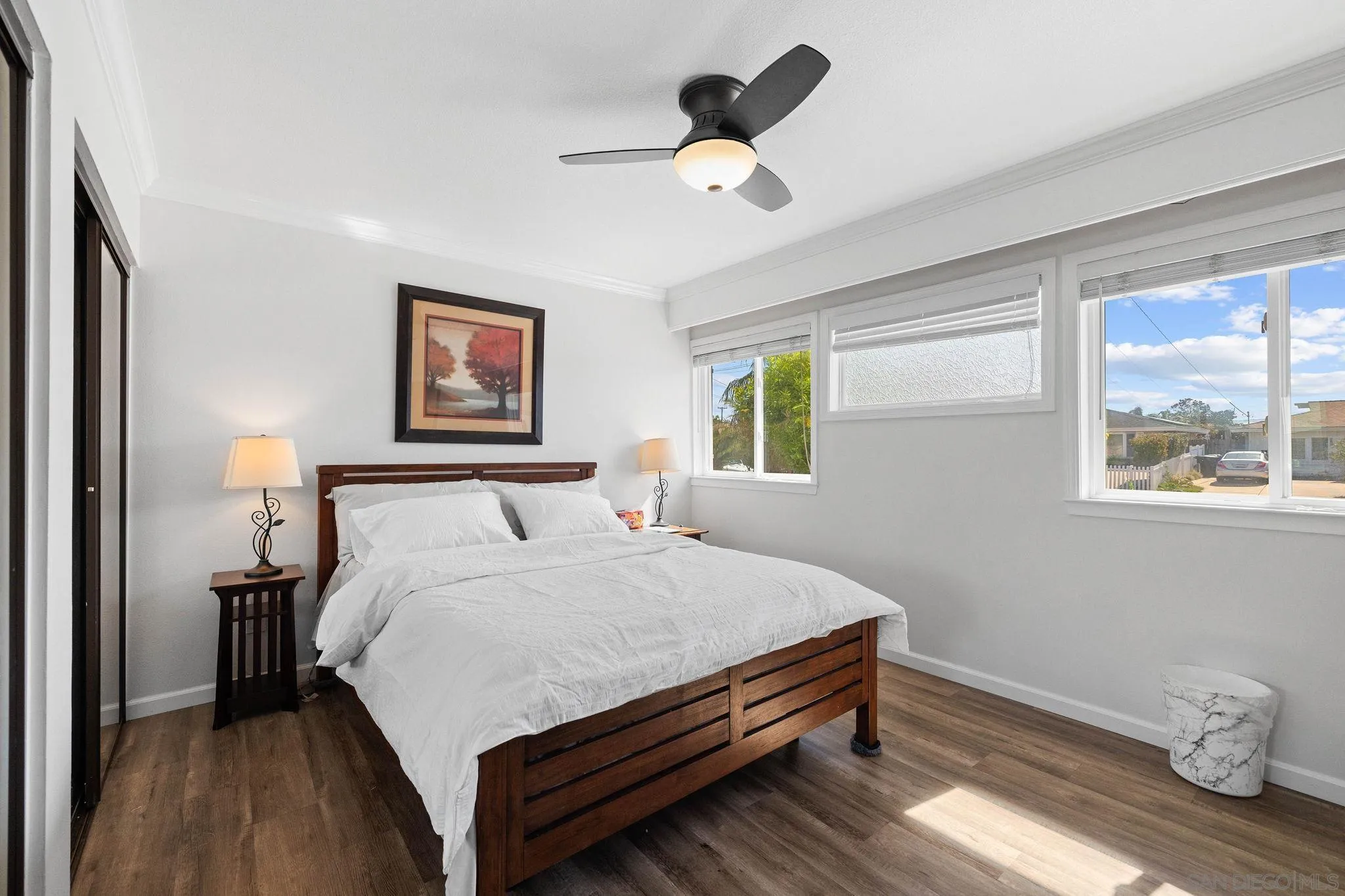 https://cdn.realtyfeed.com/cdn/127/260023076/89c96d05fd8a4eff1b1dfea0e77e79bb.webp
