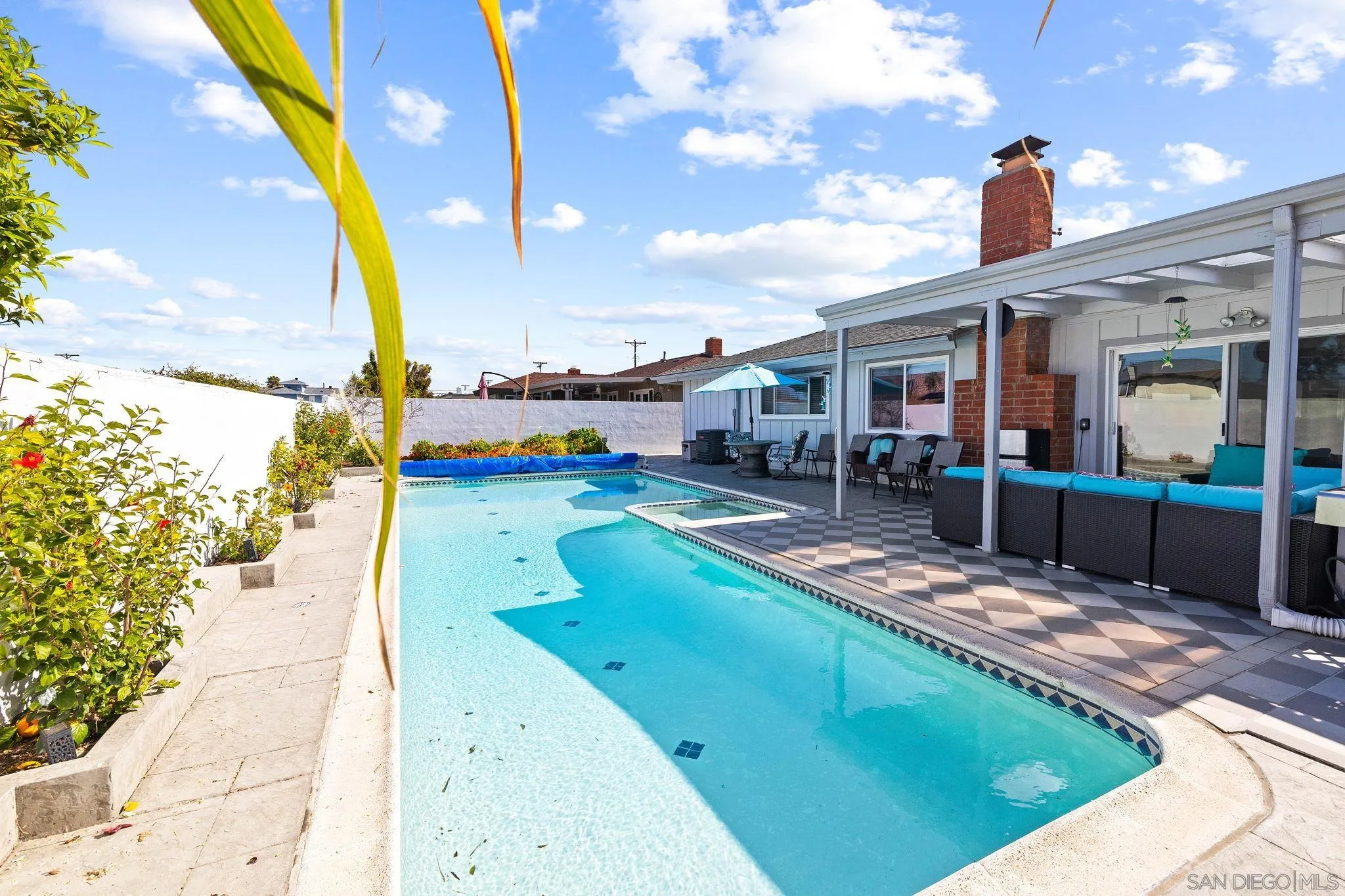 https://cdn.realtyfeed.com/cdn/127/260023076/b537239d297558a13f4d1e598084147b.webp