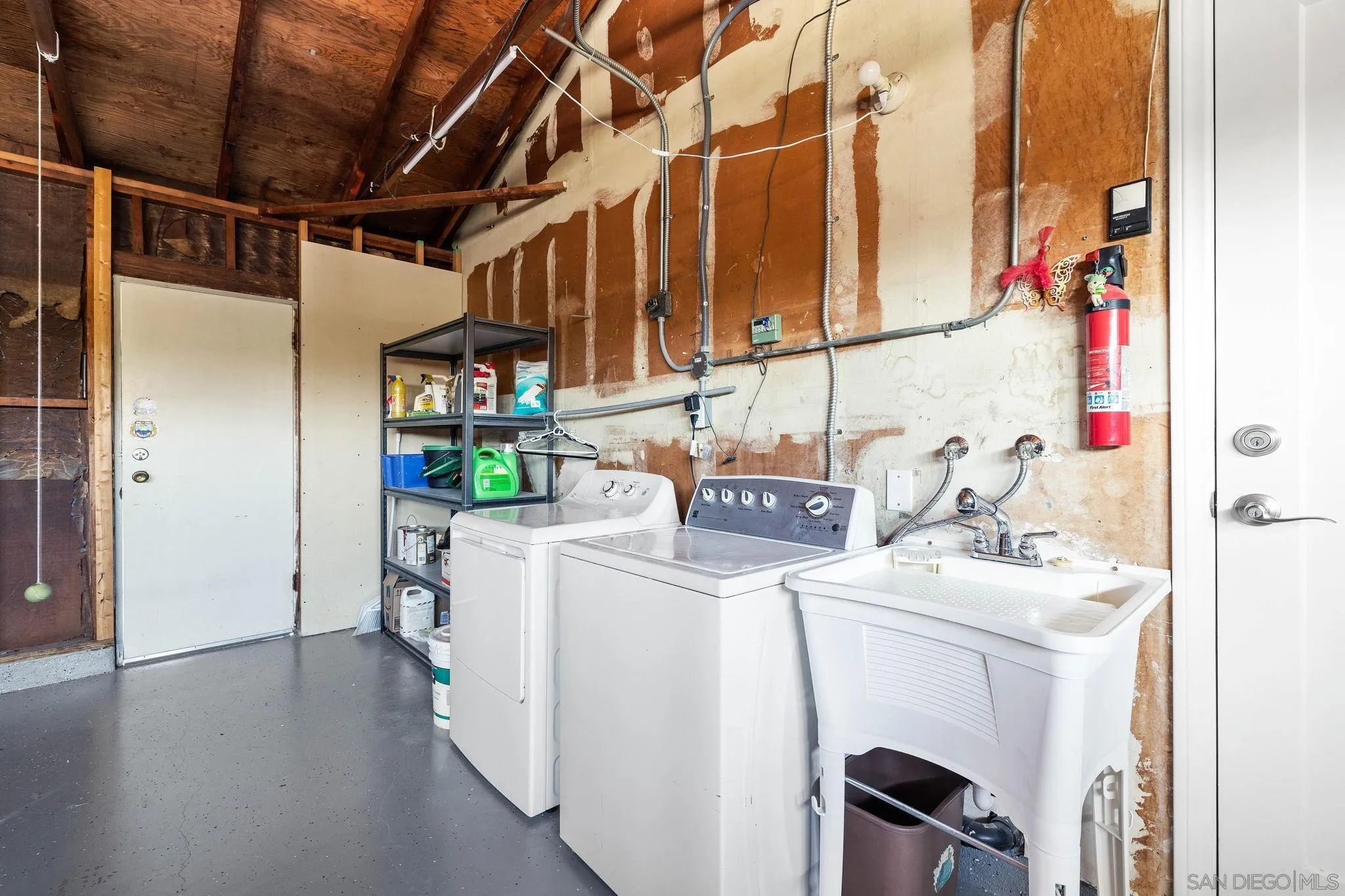 https://cdn.realtyfeed.com/cdn/127/260023076/b96a7b4055ed9e6c114a5bc396890781.webp