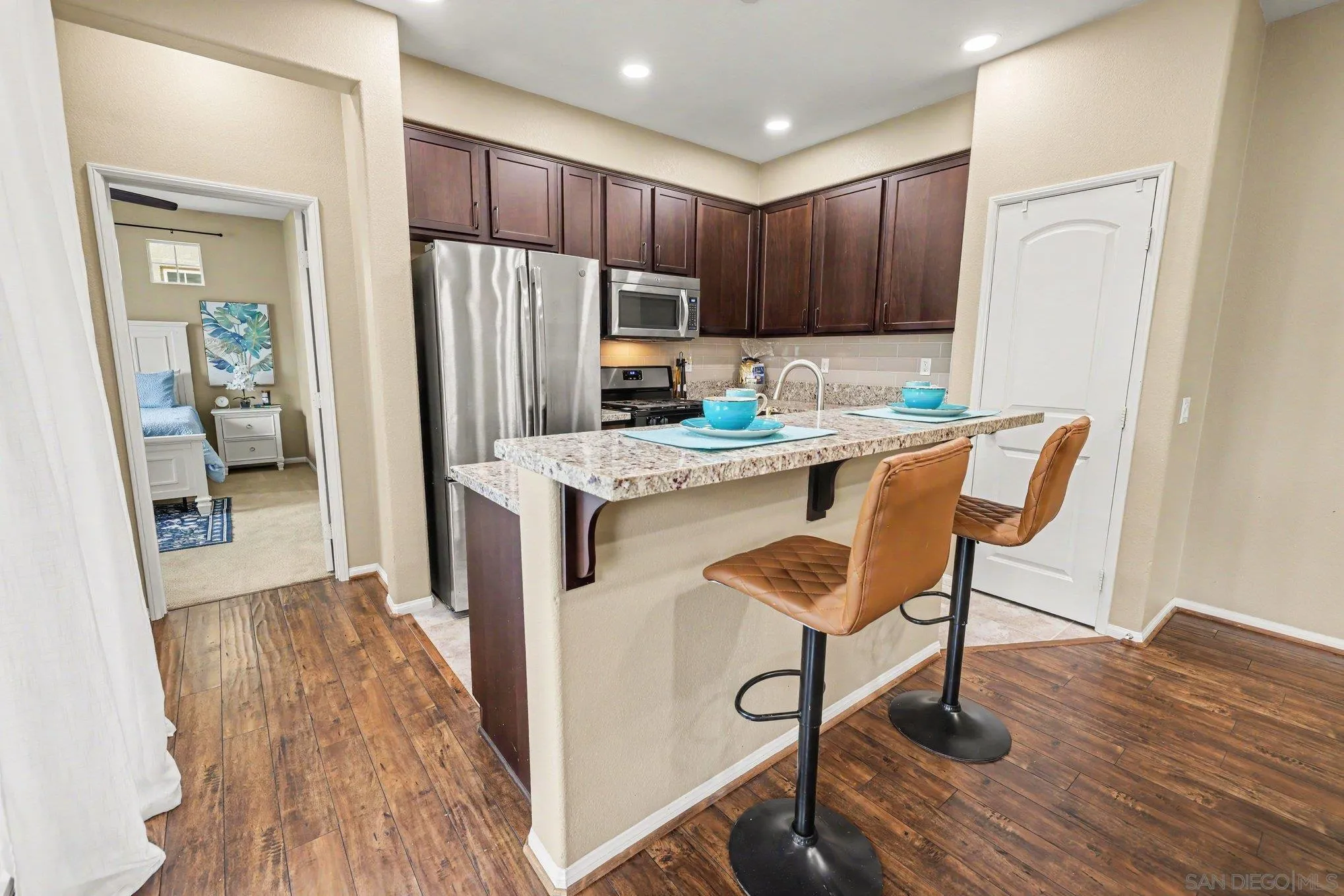 https://cdn.realtyfeed.com/cdn/127/260023078/4bd0bfe2321ec6f17fa4f2d6e1145848.webp