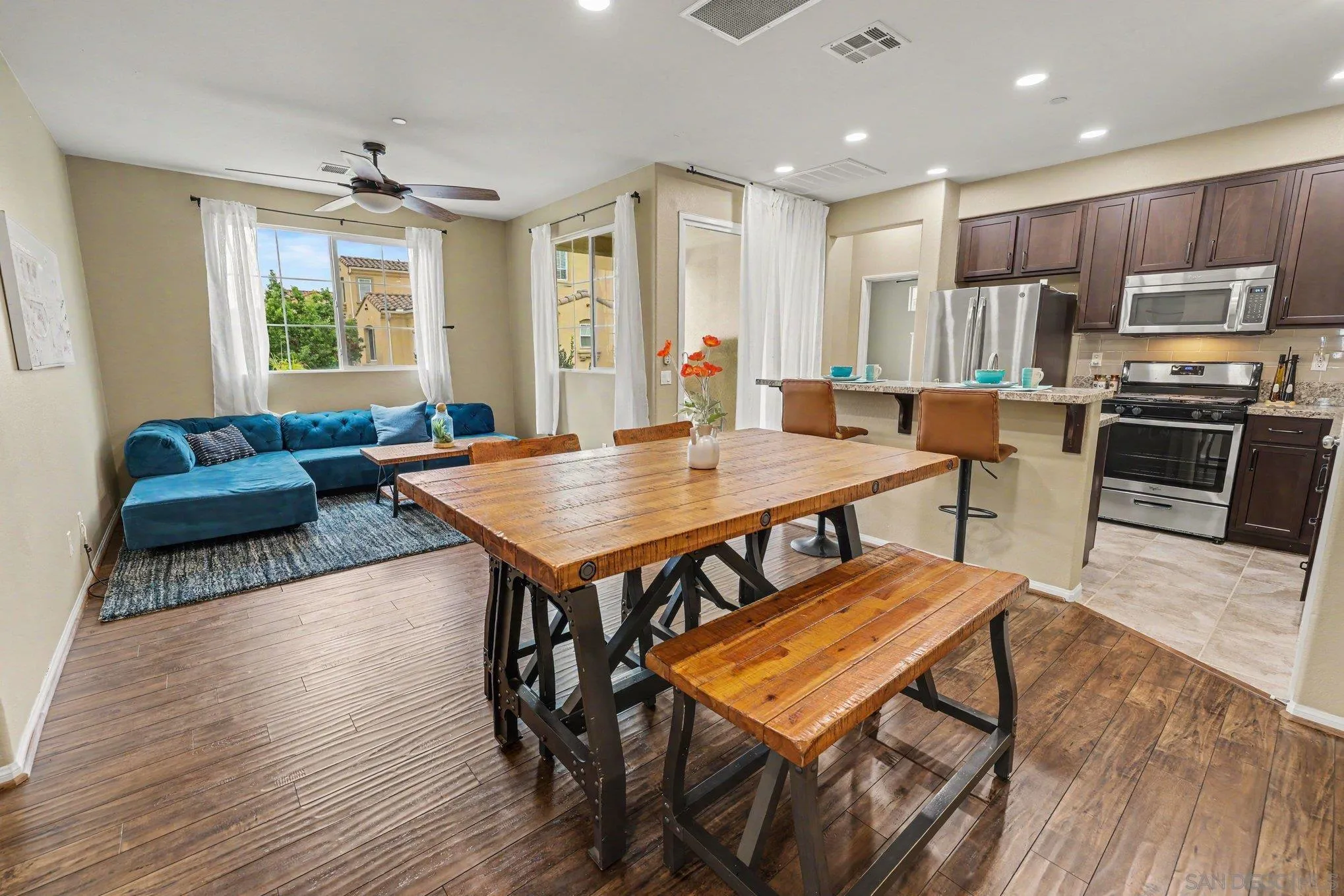 https://cdn.realtyfeed.com/cdn/127/260023078/99d617352a4638397eb2cac2582f5393.webp