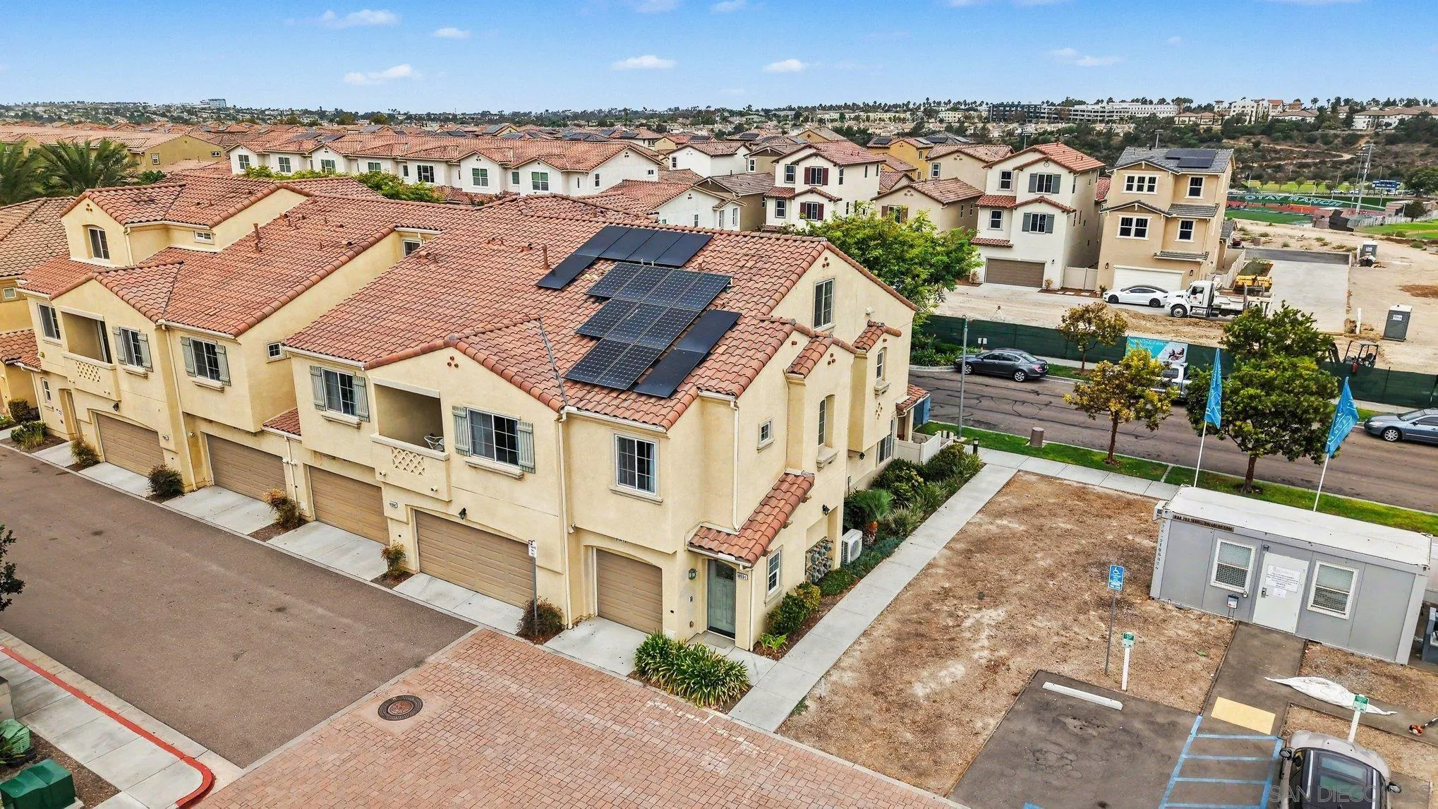 https://cdn.realtyfeed.com/cdn/127/260023078/9a94bc2ae8ce4662cce66c9e15bef7a9.webp
