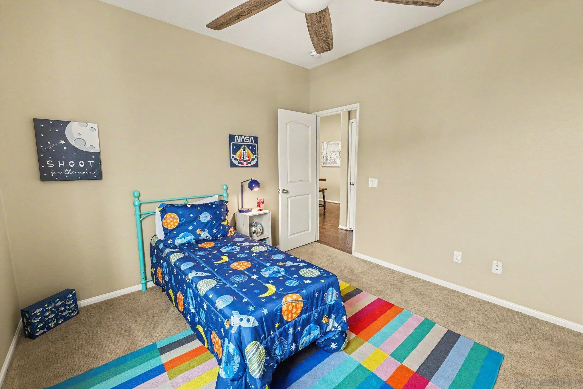 https://cdn.realtyfeed.com/cdn/127/260023078/d5b07adff05bb2720195dfdec237f4ca.webp