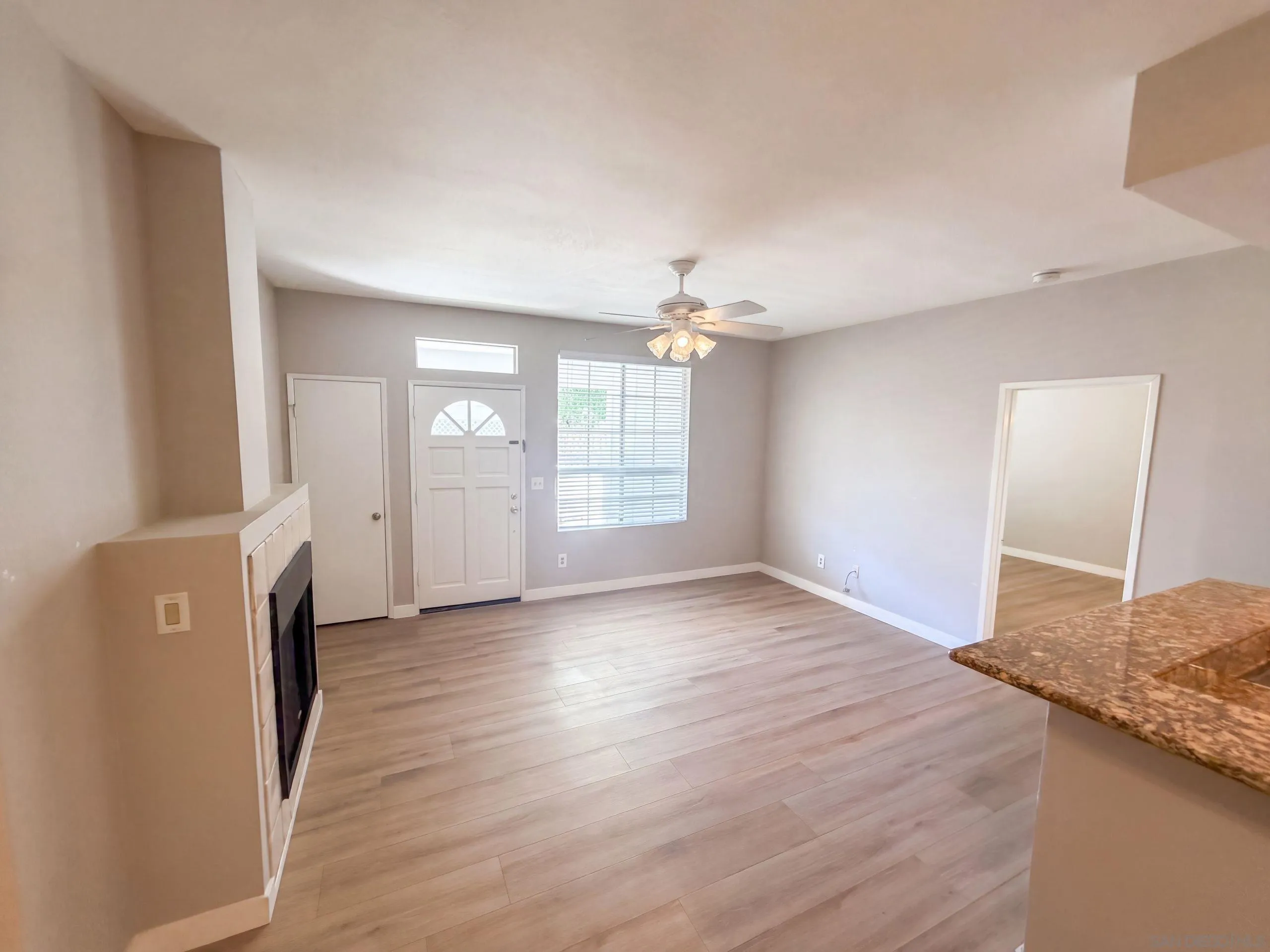 https://cdn.realtyfeed.com/cdn/127/260023079/a21bc673f267c4be8884927f0a858e5a.webp