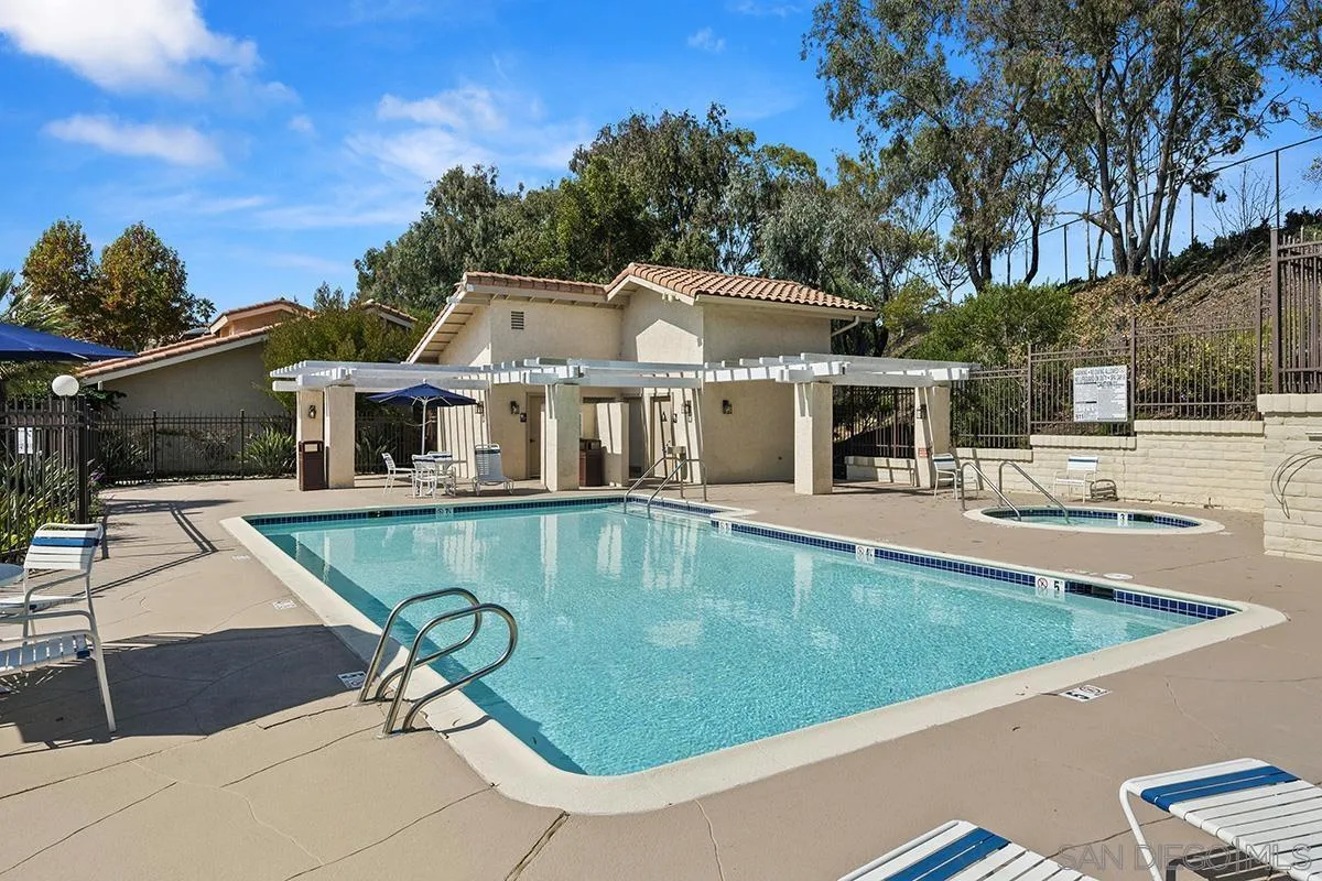 https://cdn.realtyfeed.com/cdn/127/260023083/182fb0cbd8bb003a5bac16c0aa293884.webp