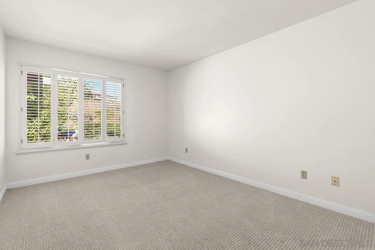 https://cdn.realtyfeed.com/cdn/127/260023083/25b3622bb042d2f375b53bd2bbf1fb82.webp