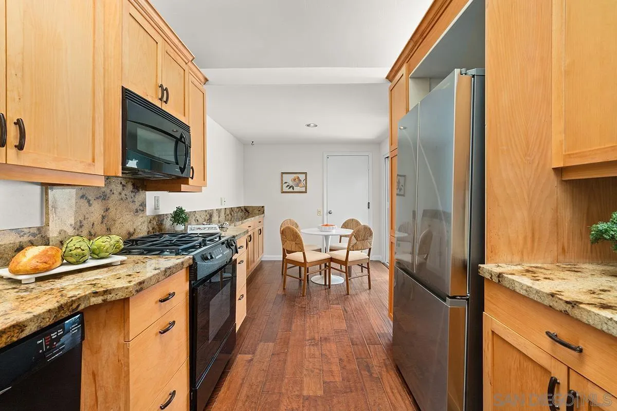 https://cdn.realtyfeed.com/cdn/127/260023083/3c97e533c7eb88decdabf260cd47265f.webp