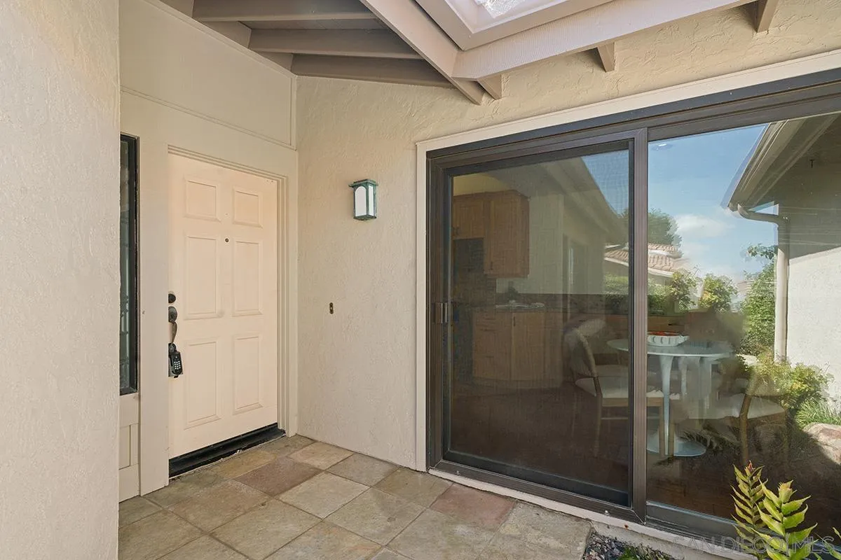 https://cdn.realtyfeed.com/cdn/127/260023083/87e7d1d8b1b072de929596275bab1f30.webp