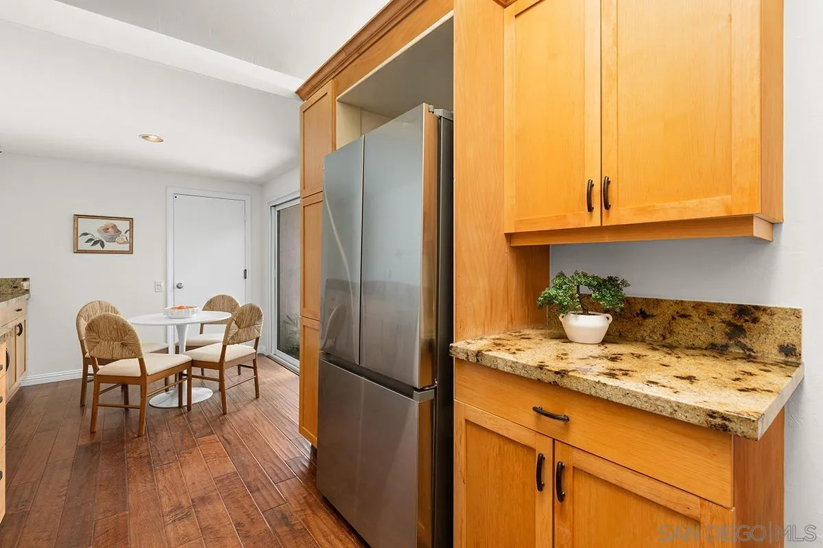 https://cdn.realtyfeed.com/cdn/127/260023083/a3b2664571d0848da76fcfbc5a9844ae.webp