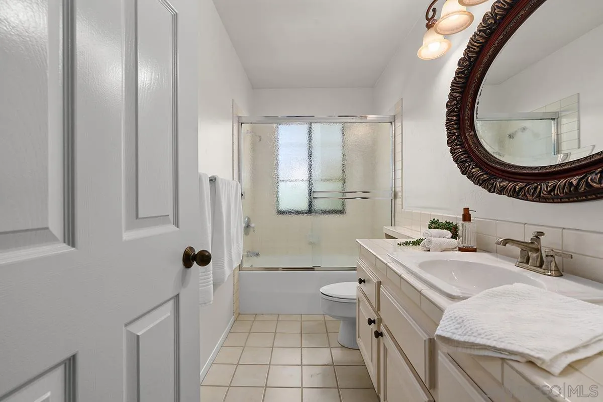 https://cdn.realtyfeed.com/cdn/127/260023083/d0f8f37d0032871850f72ef9a6978caa.webp