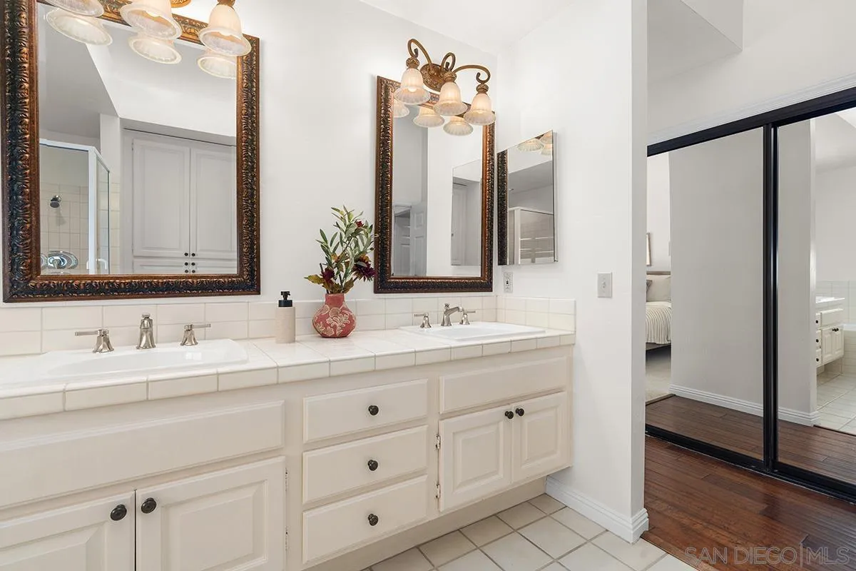 https://cdn.realtyfeed.com/cdn/127/260023083/f4a2362650680fc98d6f93c66d587887.webp