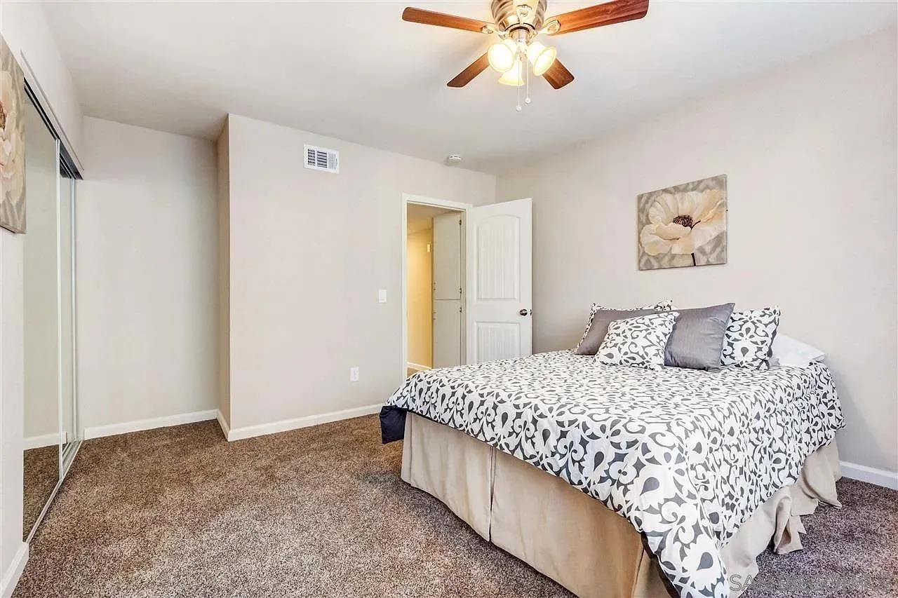 https://cdn.realtyfeed.com/cdn/127/260023084/231843ca48553d9d38d519df78b4e0d5.webp