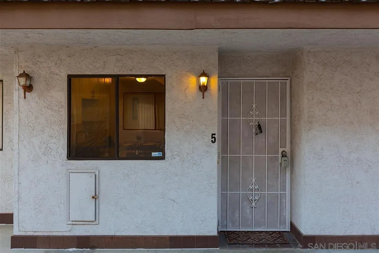 https://cdn.realtyfeed.com/cdn/127/260023084/4d3b8fc40e40547a47b2d65620049c04.webp