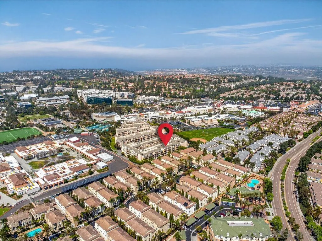 https://cdn.realtyfeed.com/cdn/127/260023087/2e72ed33cfd1469815206df31879ab58.webp