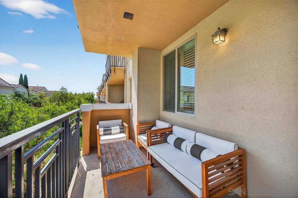 https://cdn.realtyfeed.com/cdn/127/260023087/7c2fc352f8e7b5097c8ec5b38c0a0148.webp