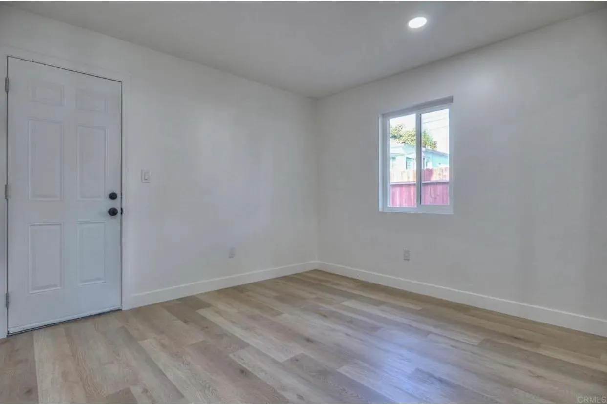 https://cdn.realtyfeed.com/cdn/127/260023092/6b61ae7246e3e6bcf5772bd2492bec06.webp