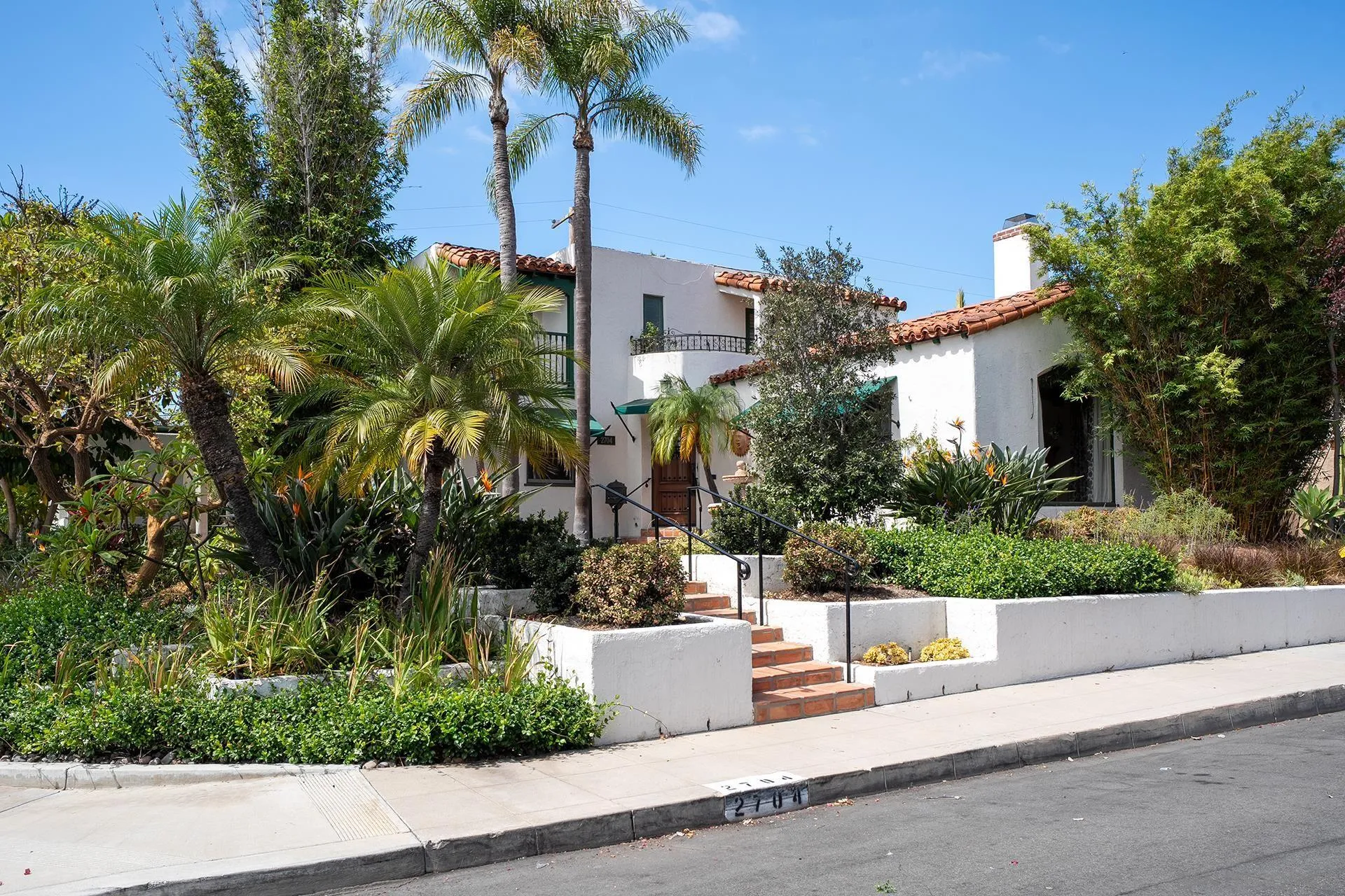 https://cdn.realtyfeed.com/cdn/127/260023098/8b683451008ca46d257ca88bb5d20ca7.webp