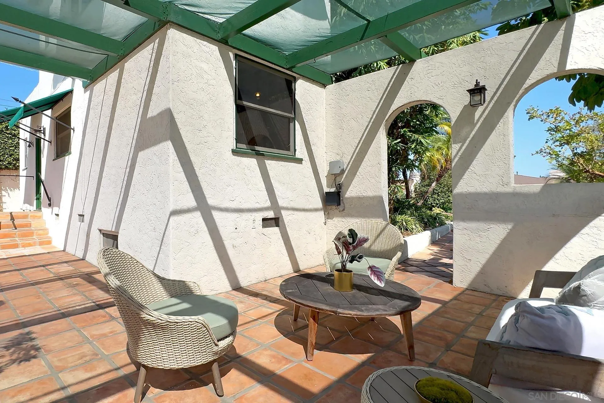 https://cdn.realtyfeed.com/cdn/127/260023098/a032cb2a8a3c6dbbf4dc6b644490fc8e.webp