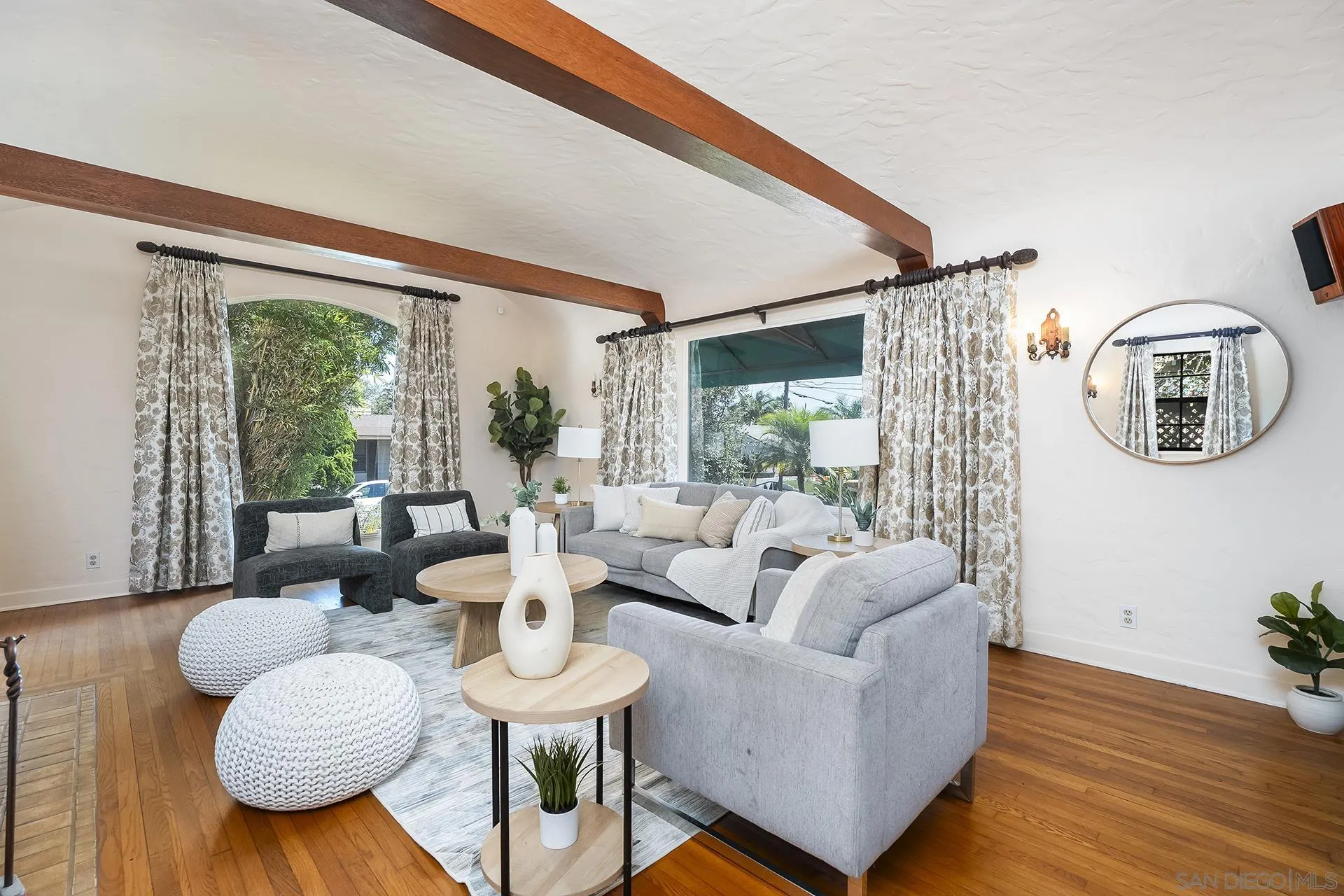 https://cdn.realtyfeed.com/cdn/127/260023098/b2ee4c71bc9052f7ae0c8e19c467db22.webp