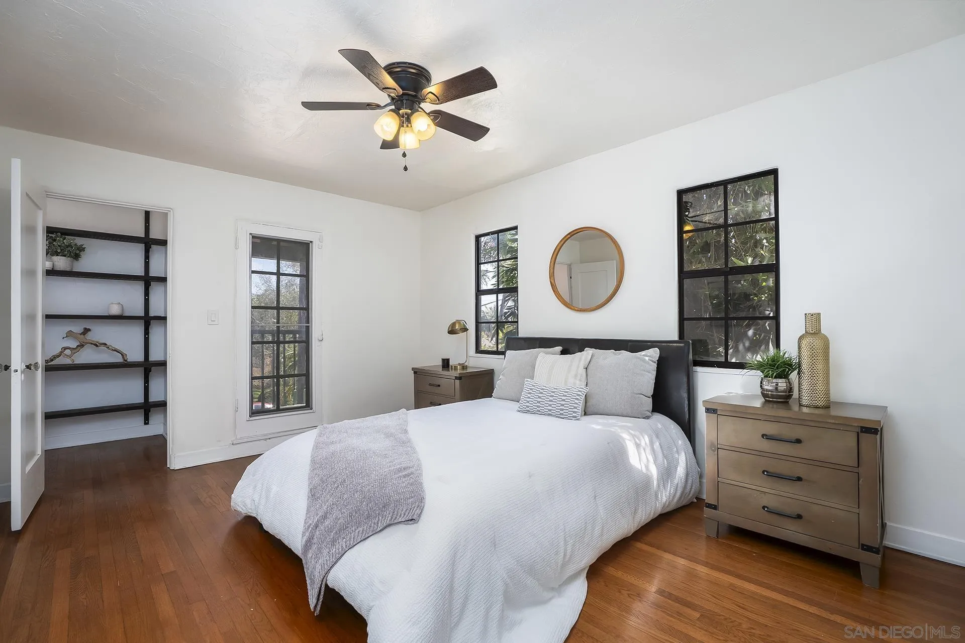 https://cdn.realtyfeed.com/cdn/127/260023098/c1dfbe46e256db98d3427a9c9117a57f.webp