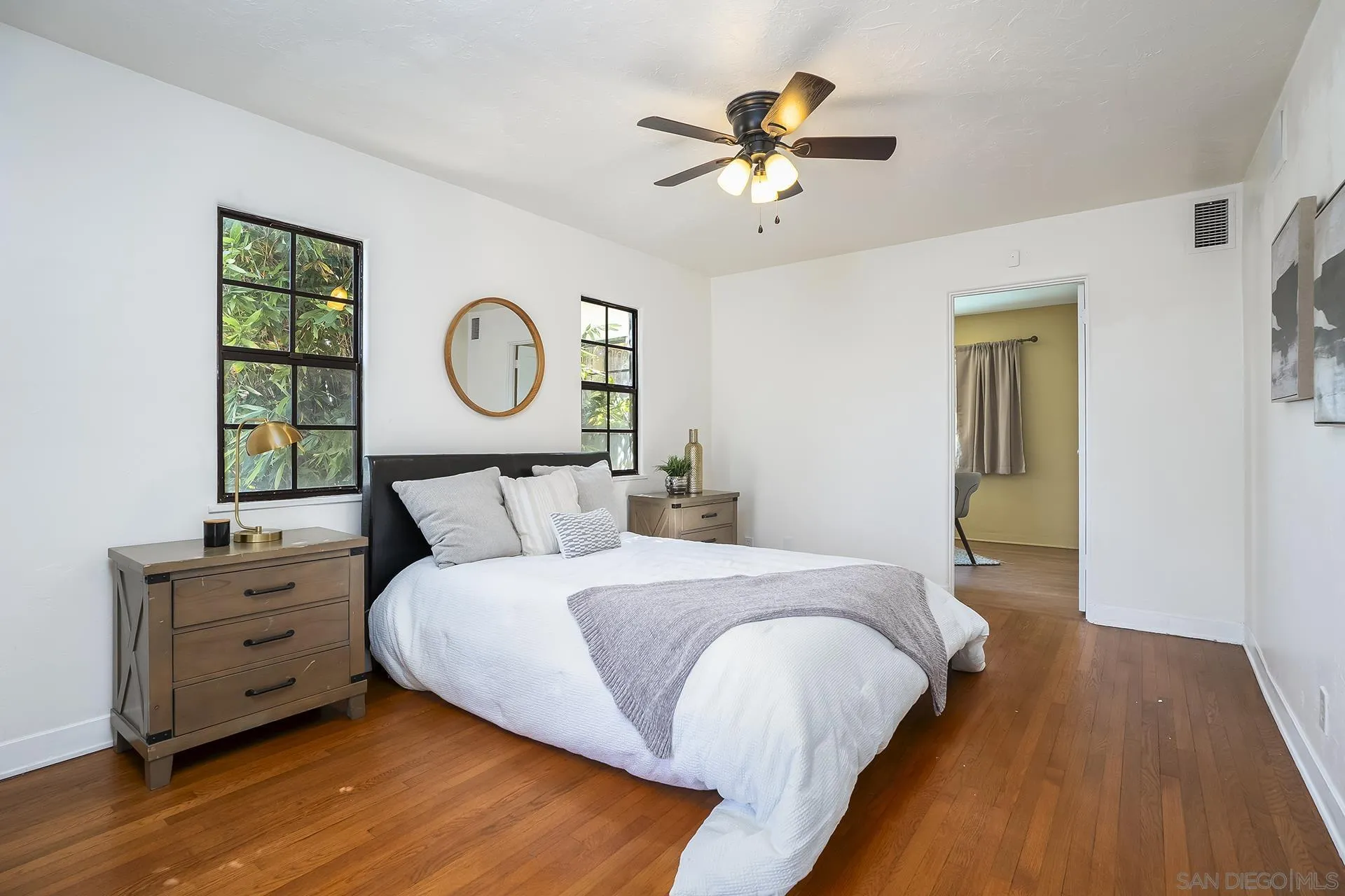 https://cdn.realtyfeed.com/cdn/127/260023098/cd09242f1af708e1fe3c1cfc7b75fc6c.webp