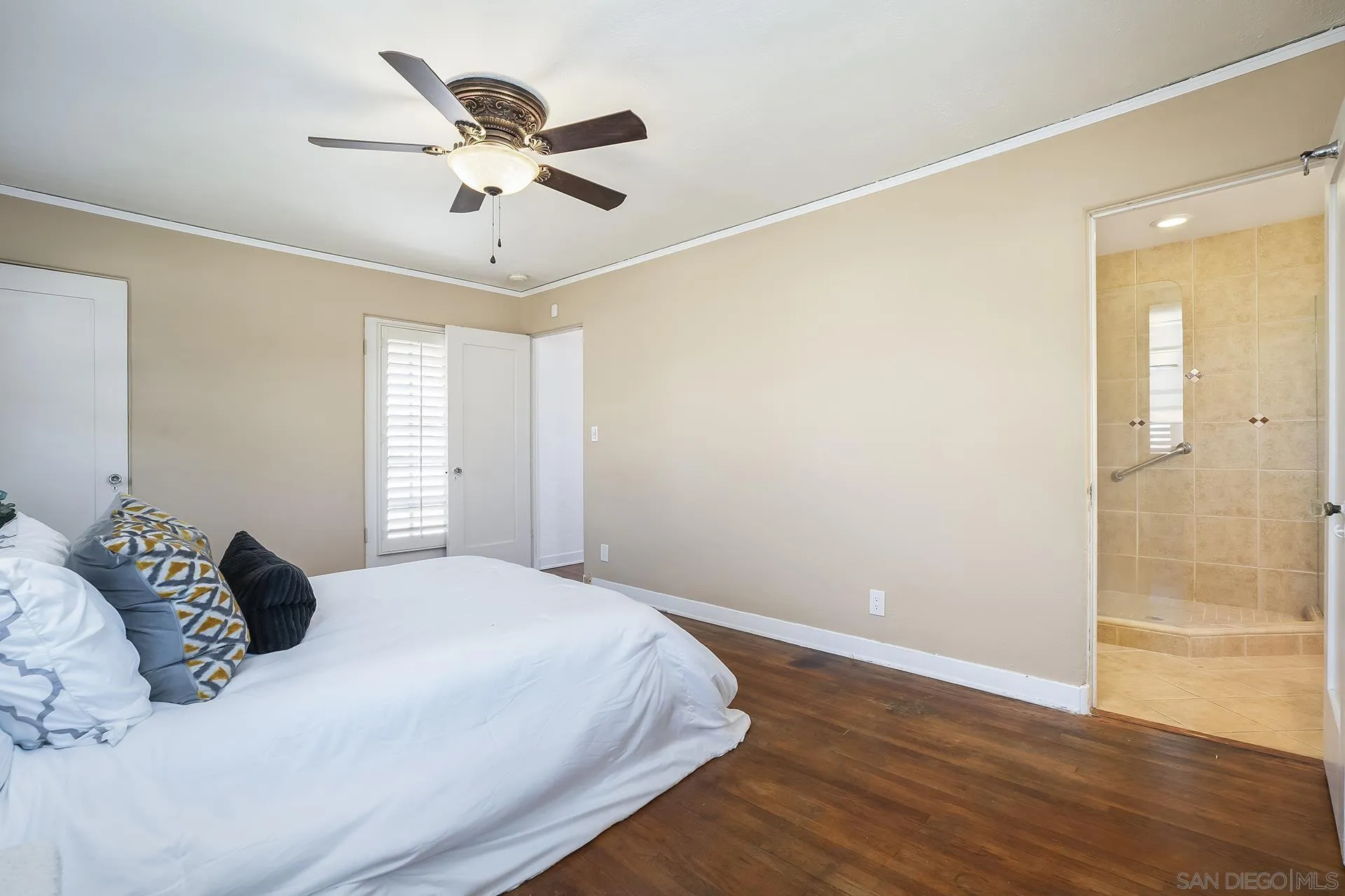 https://cdn.realtyfeed.com/cdn/127/260023098/f1a7fce6c660d634d6b9c64e37f3eee6.webp