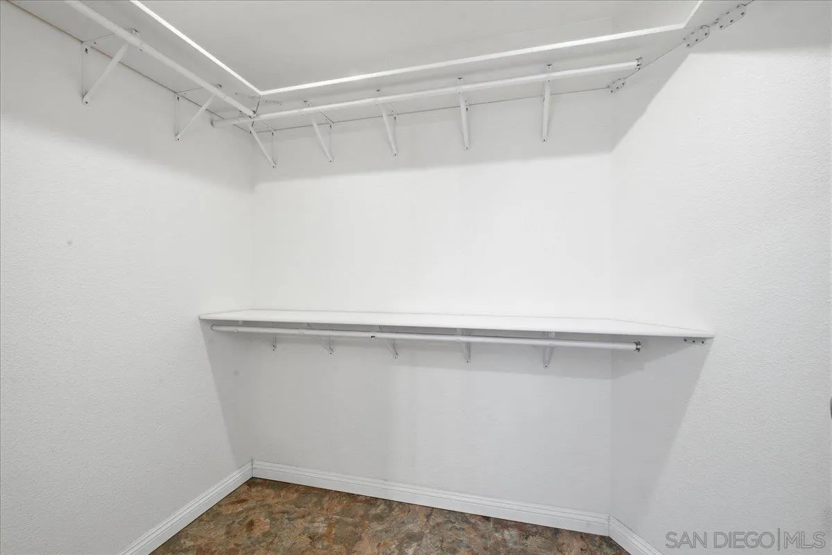 https://cdn.realtyfeed.com/cdn/127/260023102/038515d84753ddf7c5f9475db8ca9a09.webp