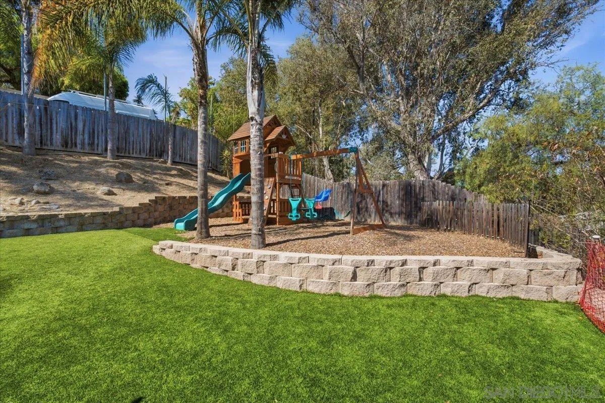 https://cdn.realtyfeed.com/cdn/127/260023102/046374bdecd0239846a869442795e283.webp