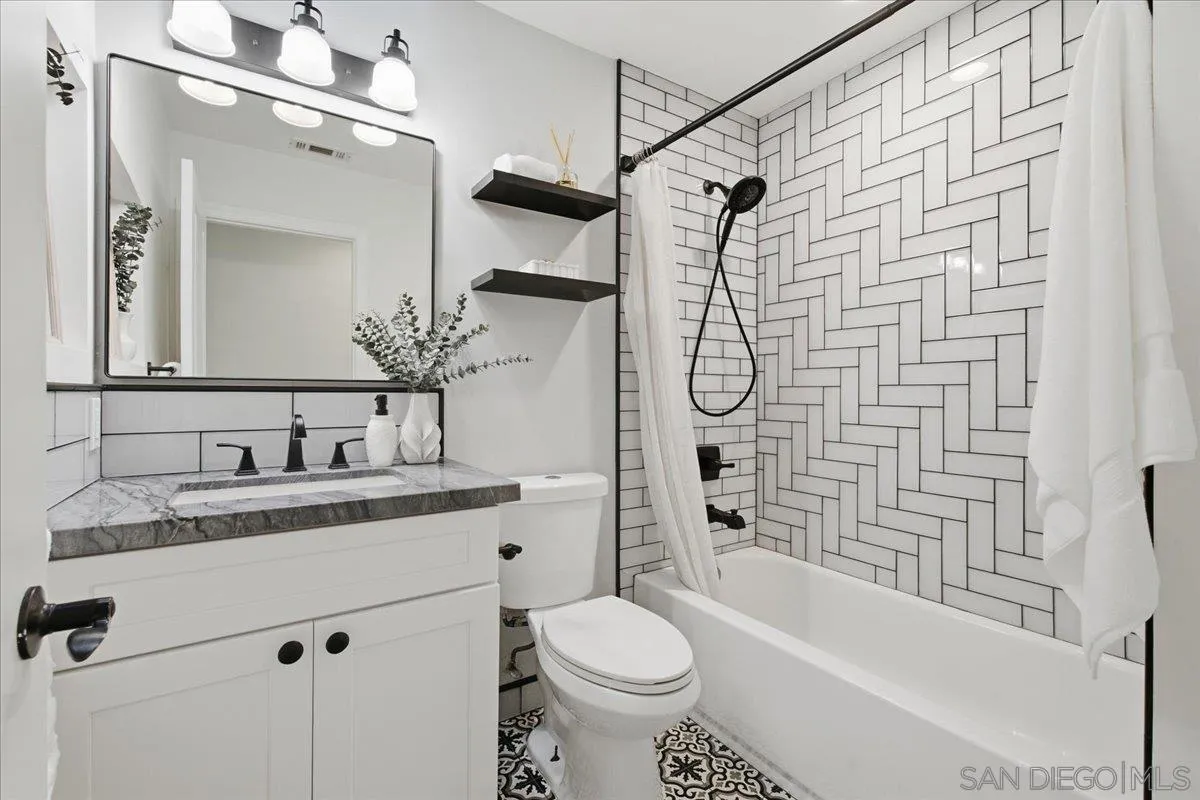 https://cdn.realtyfeed.com/cdn/127/260023102/0f181994f6d3d8bd42c4ce567cc81e24.webp