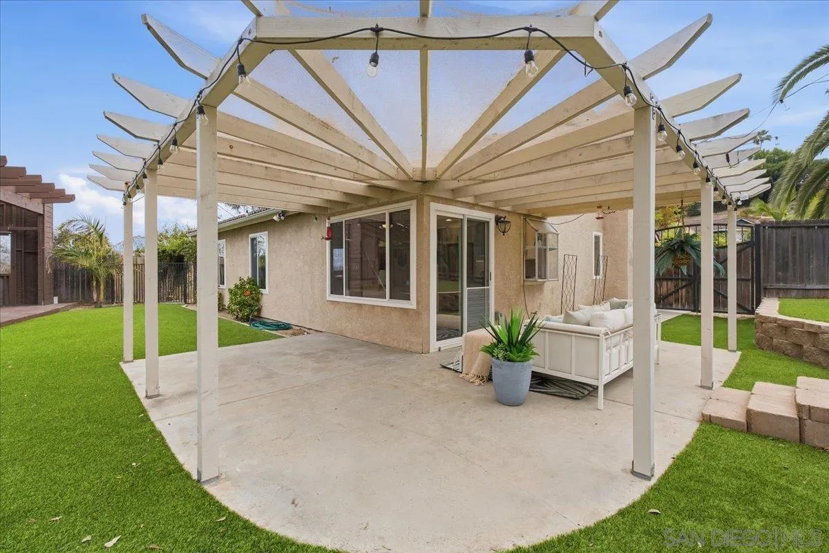 https://cdn.realtyfeed.com/cdn/127/260023102/4d5b3d6281412ff3bf122a5a462610f3.webp