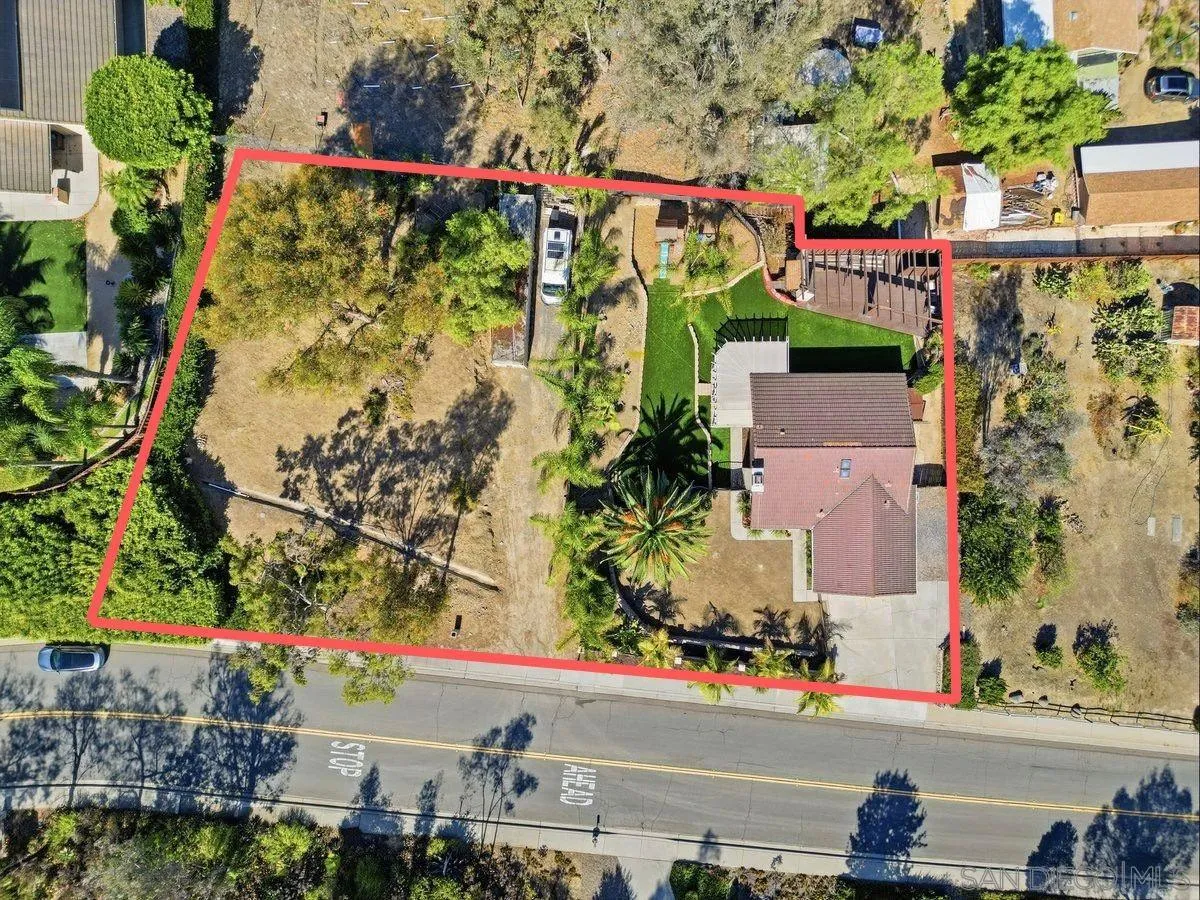 https://cdn.realtyfeed.com/cdn/127/260023102/9f32975caee0485079b4478875cef563.webp