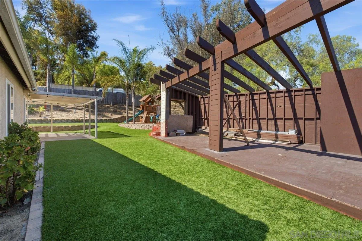 https://cdn.realtyfeed.com/cdn/127/260023102/f3f3395500c60ac28f9e2b22e04e7513.webp