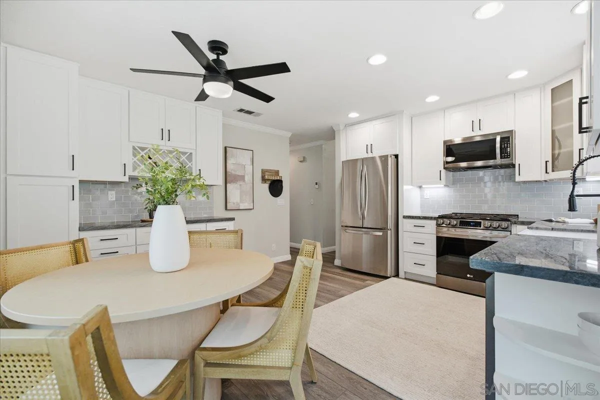 https://cdn.realtyfeed.com/cdn/127/260023102/ff412ce21bec7f06304d0dc2bba9f03d.webp