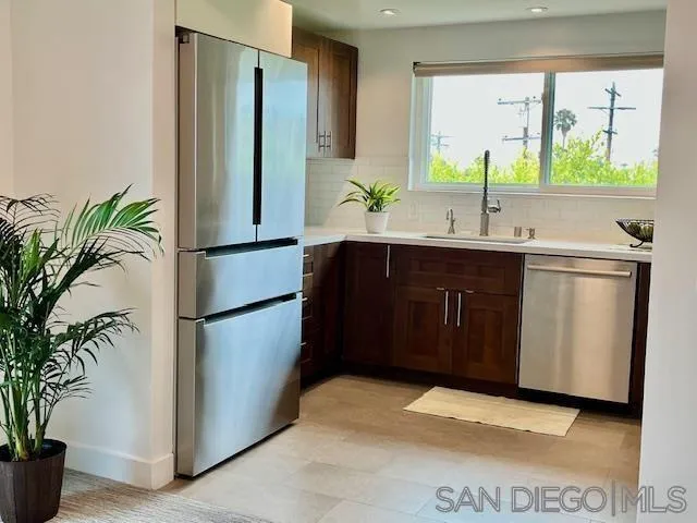 7434 Herschel Unit 7, La Jolla, CA 92037 - Photo 5 of 10, La Jolla, CA