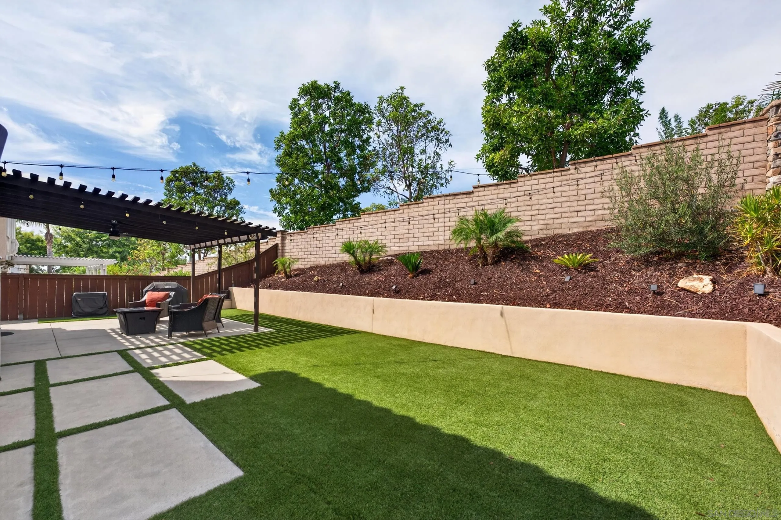 https://cdn.realtyfeed.com/cdn/127/260023112/5020f665ca5651af977956c83db9943b.webp
