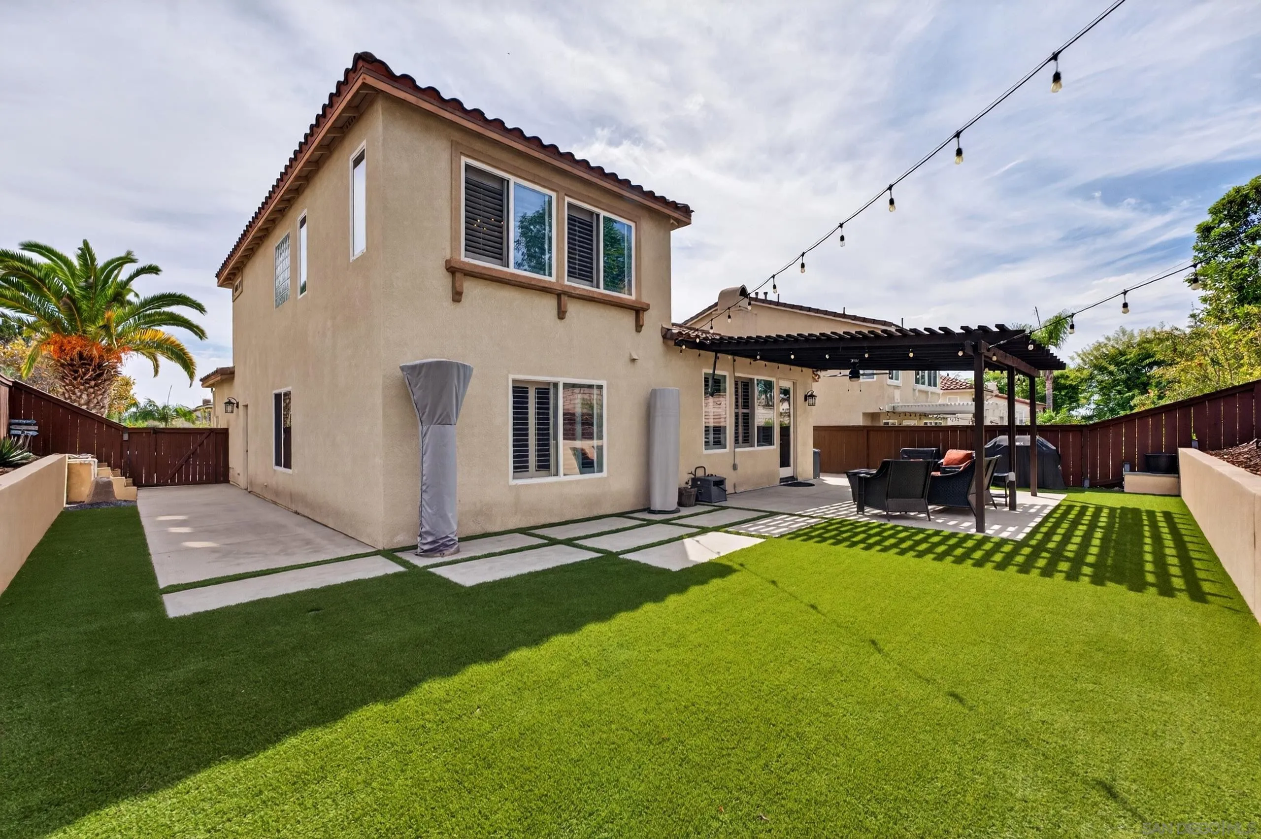 https://cdn.realtyfeed.com/cdn/127/260023112/68a4d49bdddac4bff1faf0cc419ab32e.webp