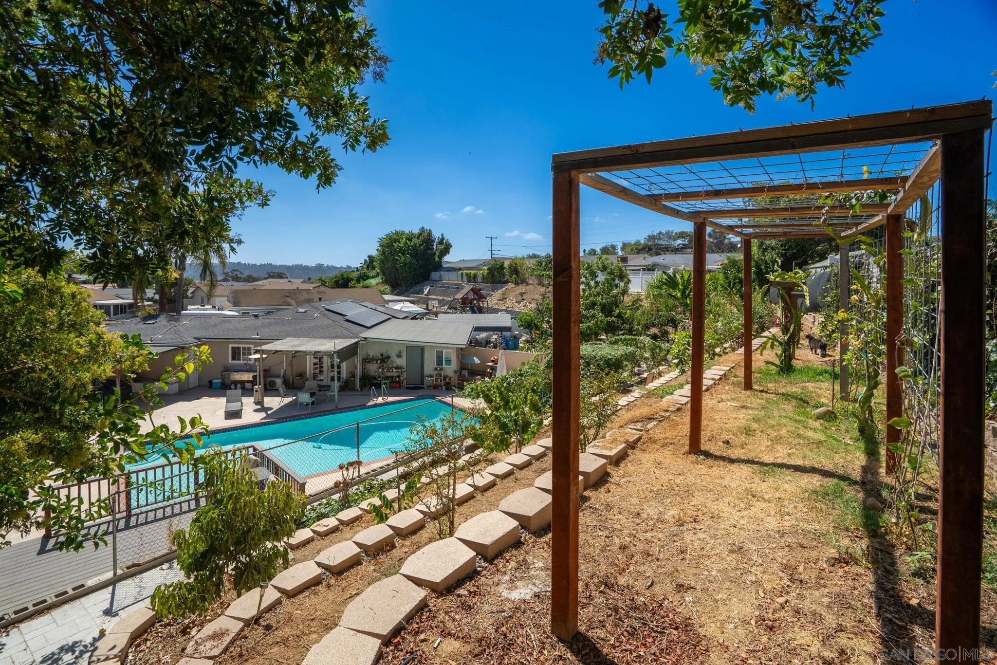 https://cdn.realtyfeed.com/cdn/127/260023115/07fdfe1868a79e7a3a5ed6c134db1134.webp