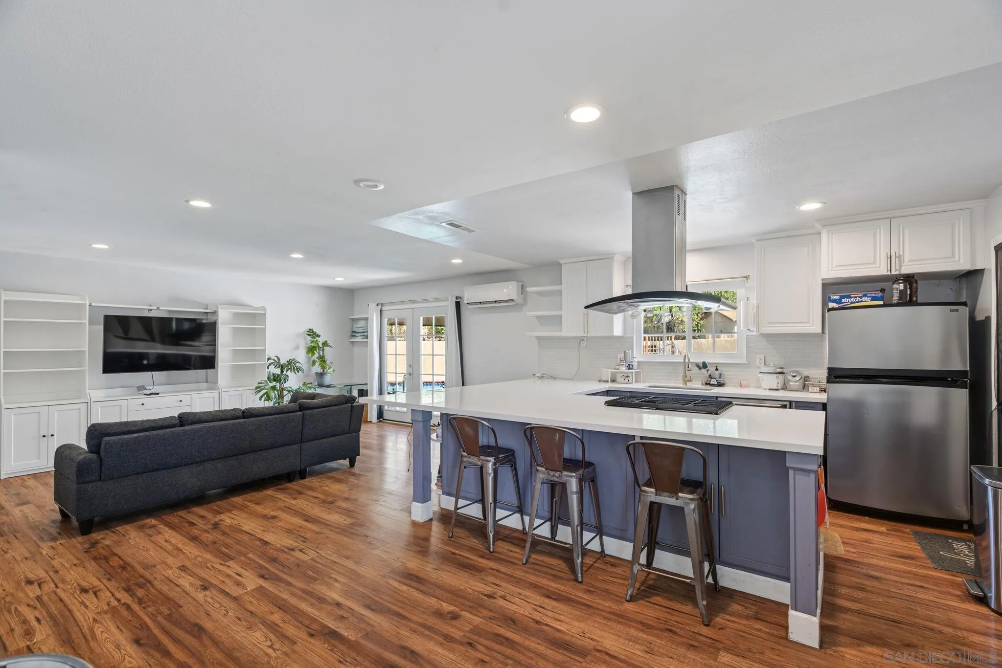 https://cdn.realtyfeed.com/cdn/127/260023115/2bb7d48afd3d345c4a6888167d81d62c.webp