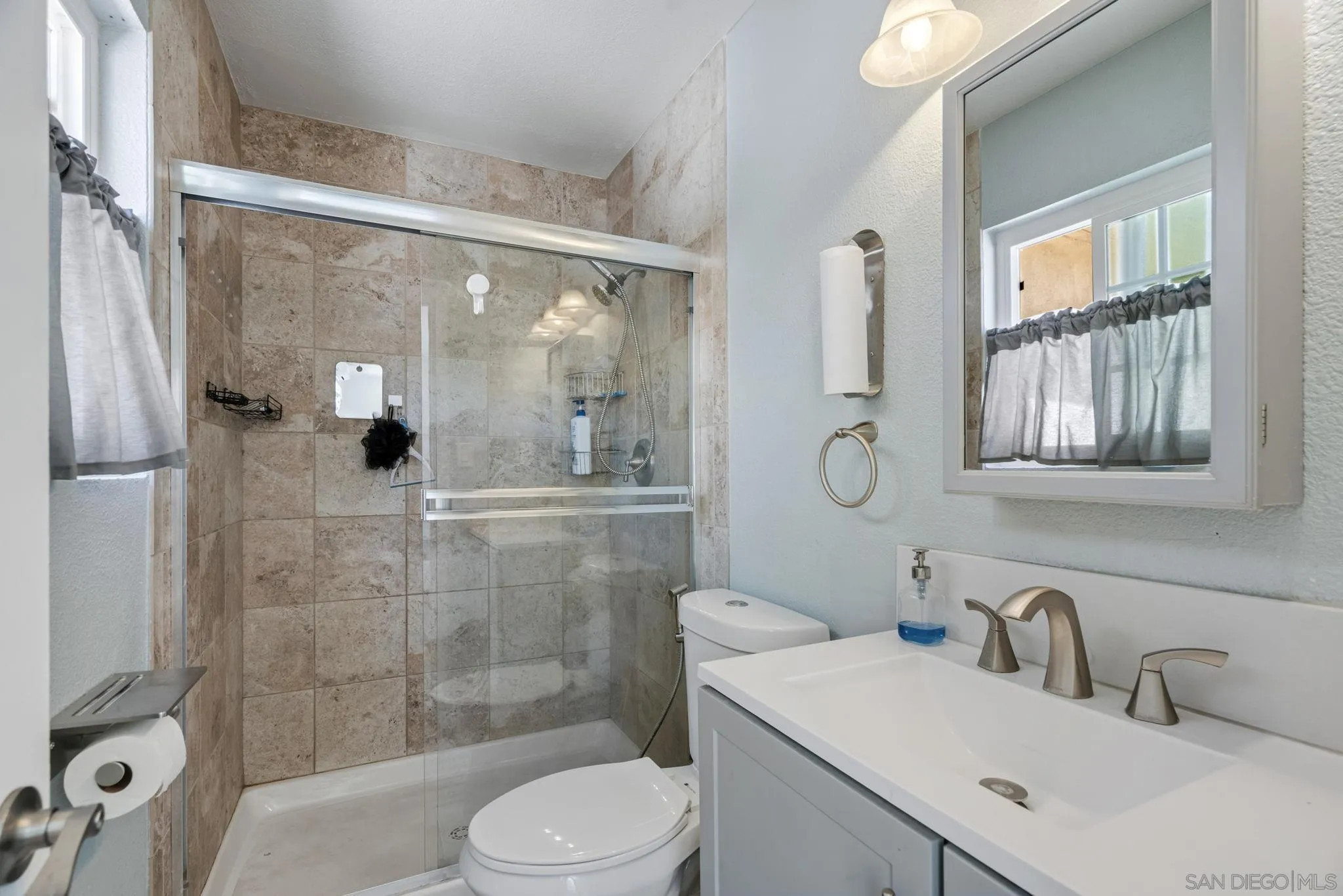 https://cdn.realtyfeed.com/cdn/127/260023115/51365e1462aaaea448287b749d966454.webp
