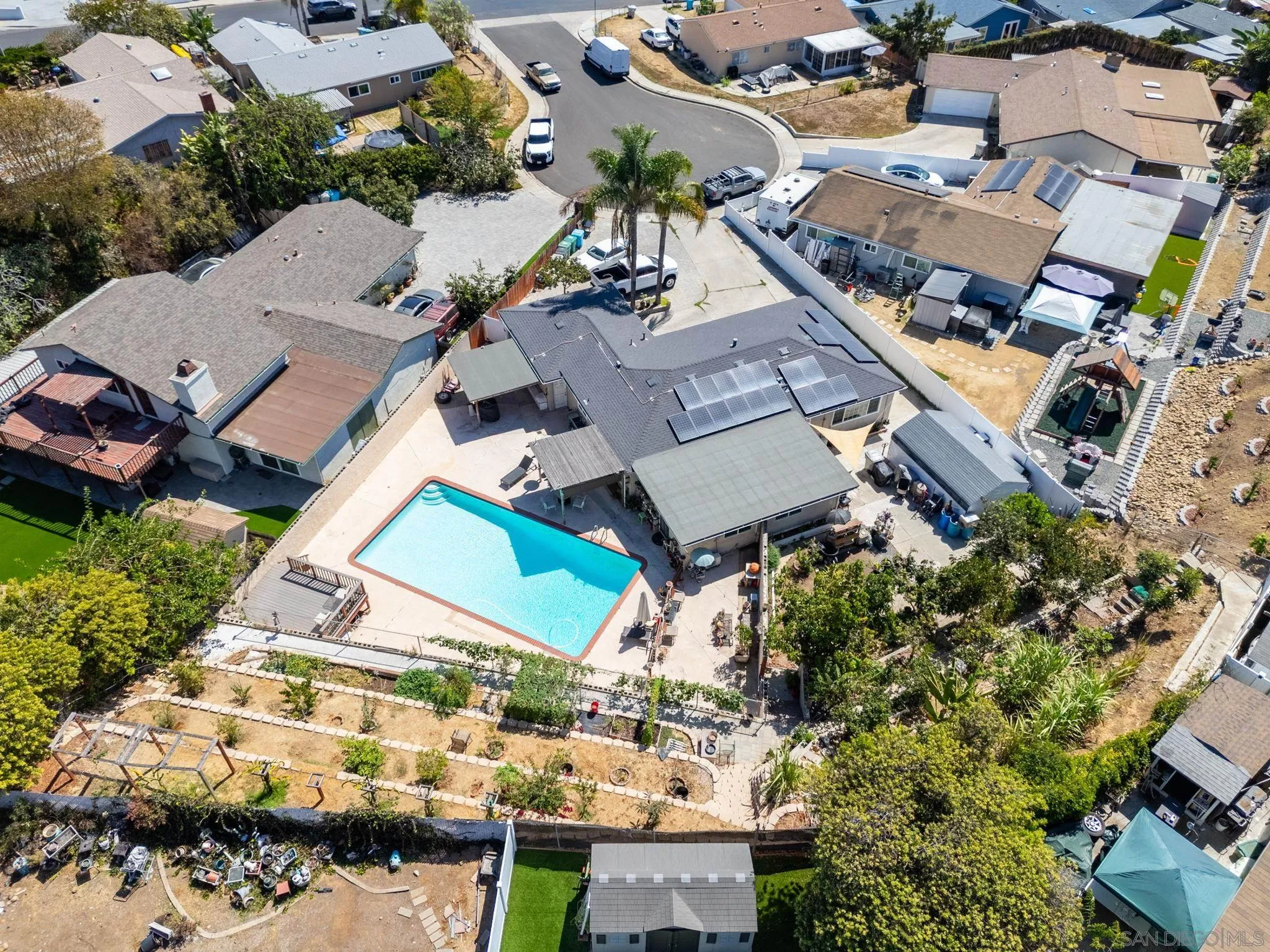 https://cdn.realtyfeed.com/cdn/127/260023115/88187ef41a2d6b22f5163560da7c2c01.webp