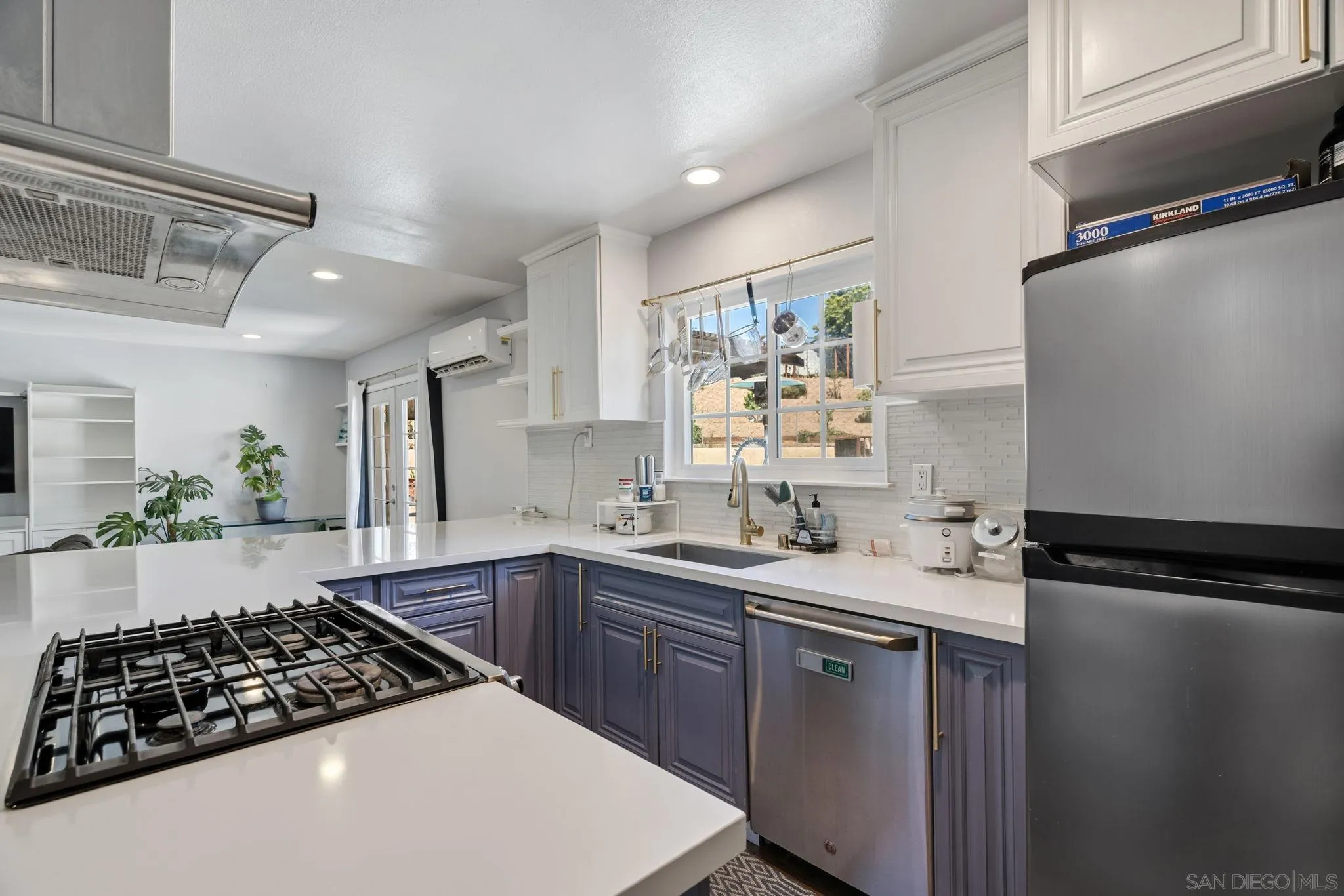 https://cdn.realtyfeed.com/cdn/127/260023115/d81a683c6ec660511e6323493ec22a6d.webp